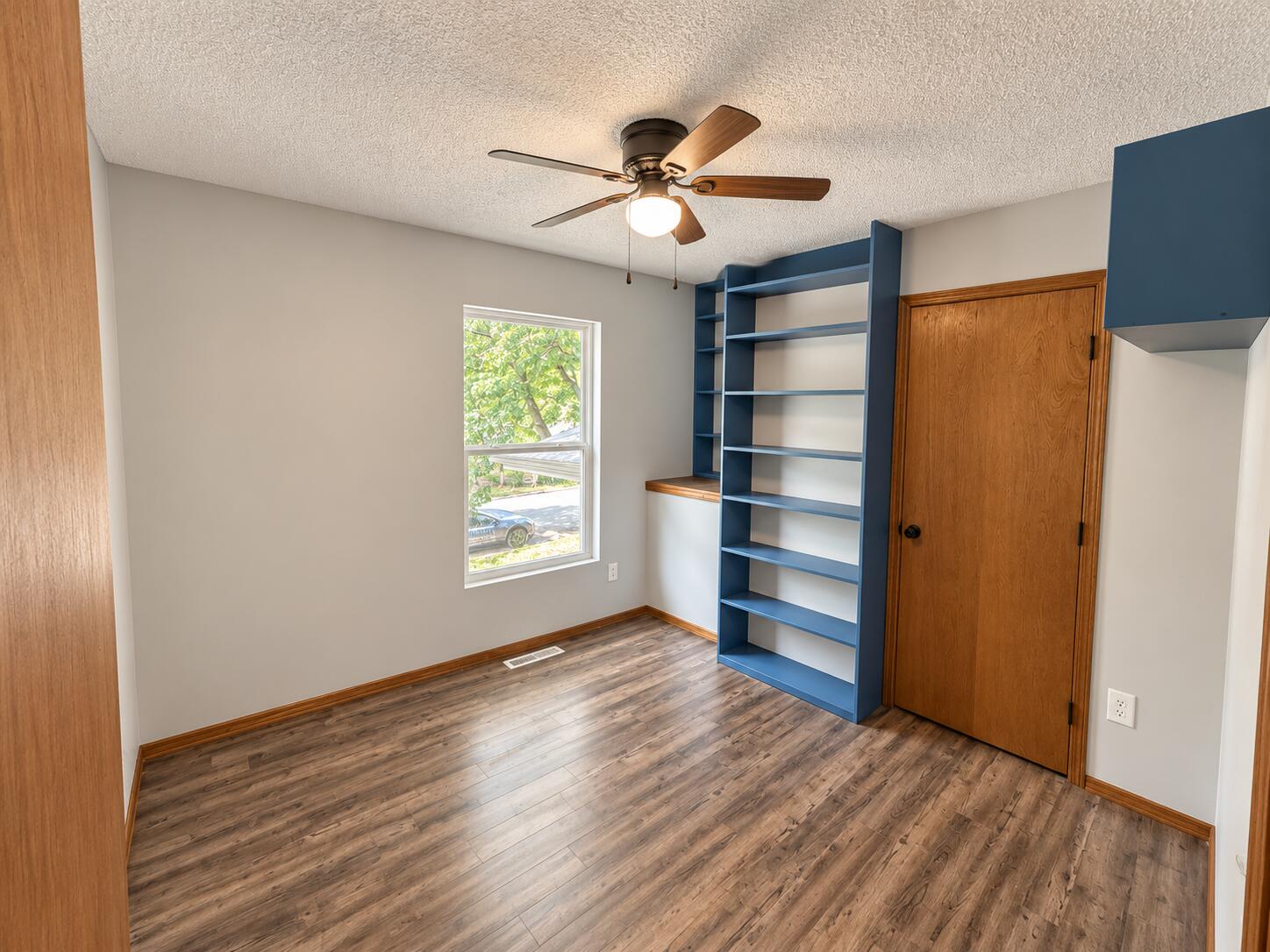 1511 West Daniels Street Property Photo 23