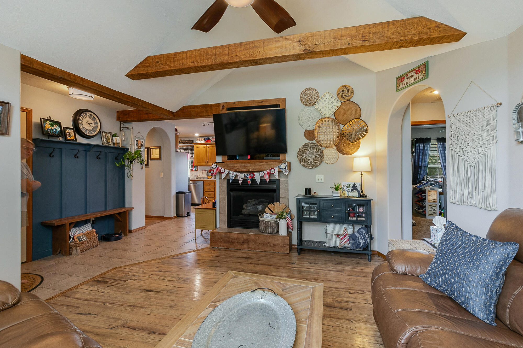 613 East Gallup Hill Road Property Photo 11