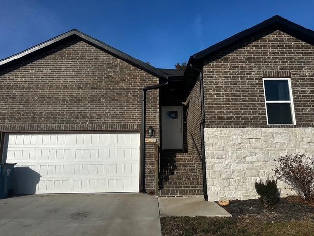 1413-1415 South Atlas Court Property Photo 1