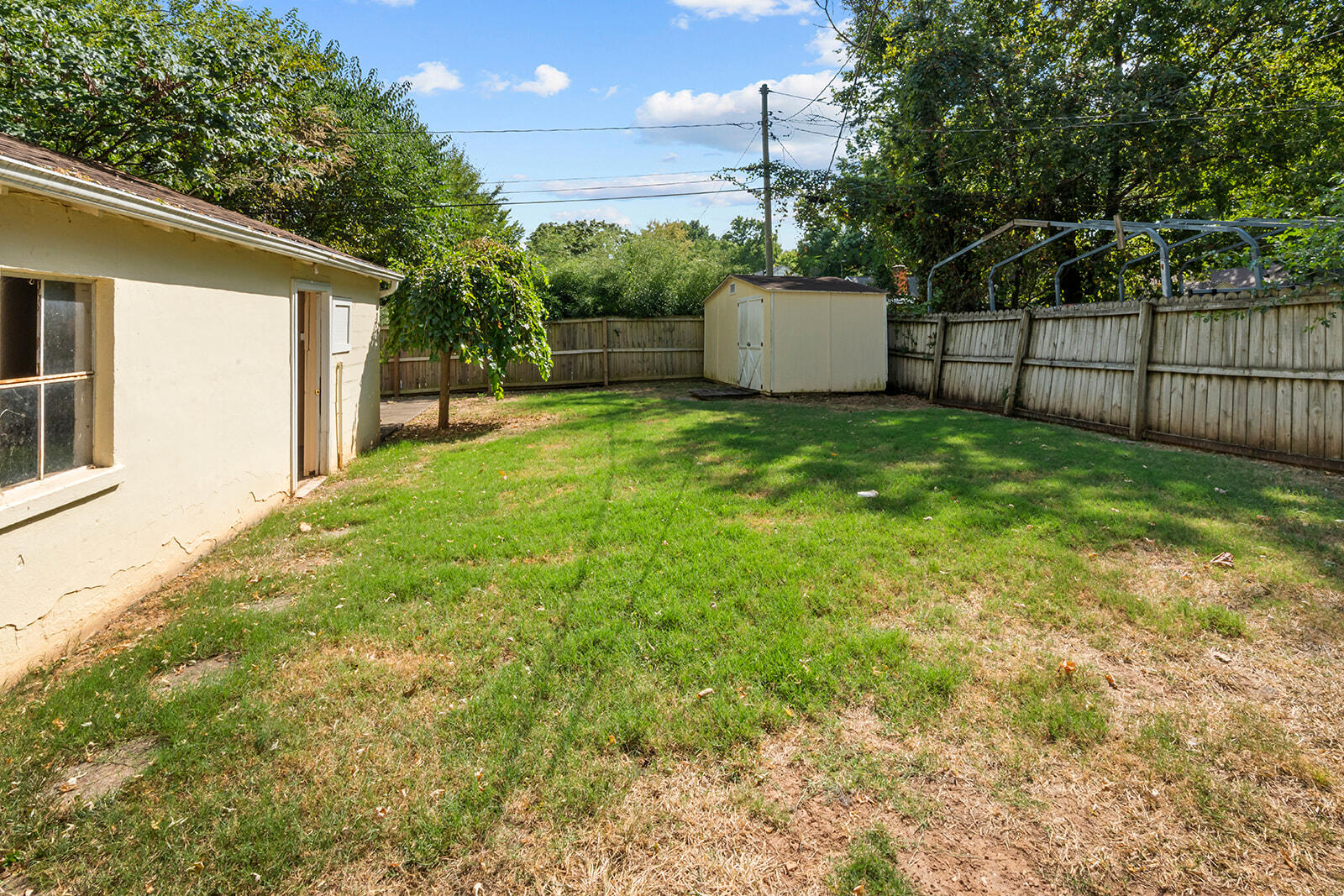 504 East Cozy Street Property Photo 21
