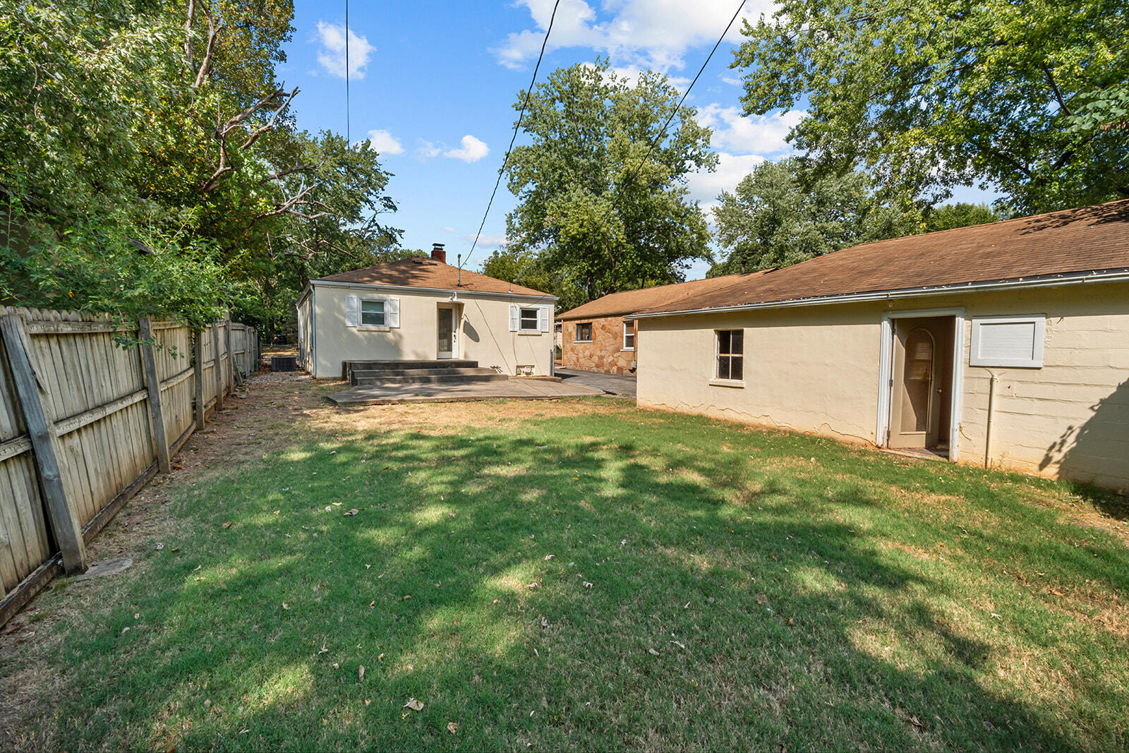 504 East Cozy Street Property Photo 23