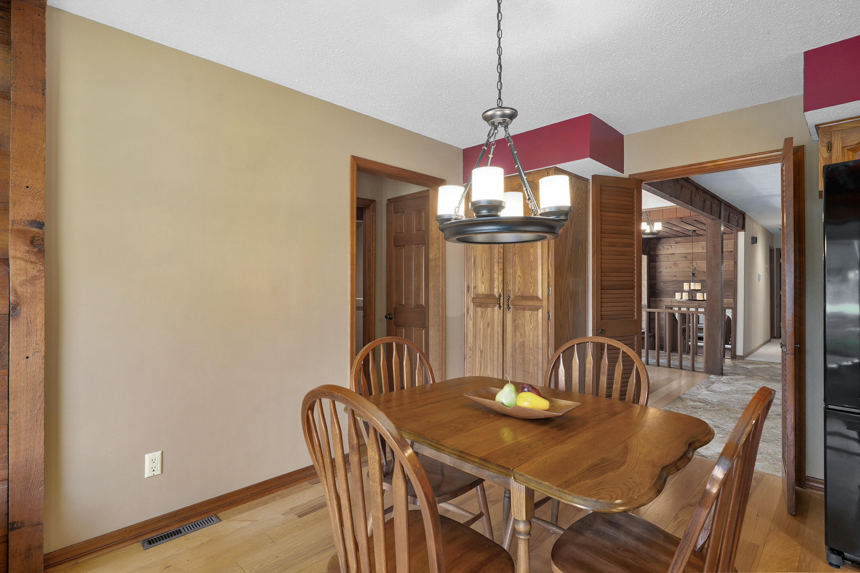 5103 Colonial Circle Property Photo 19