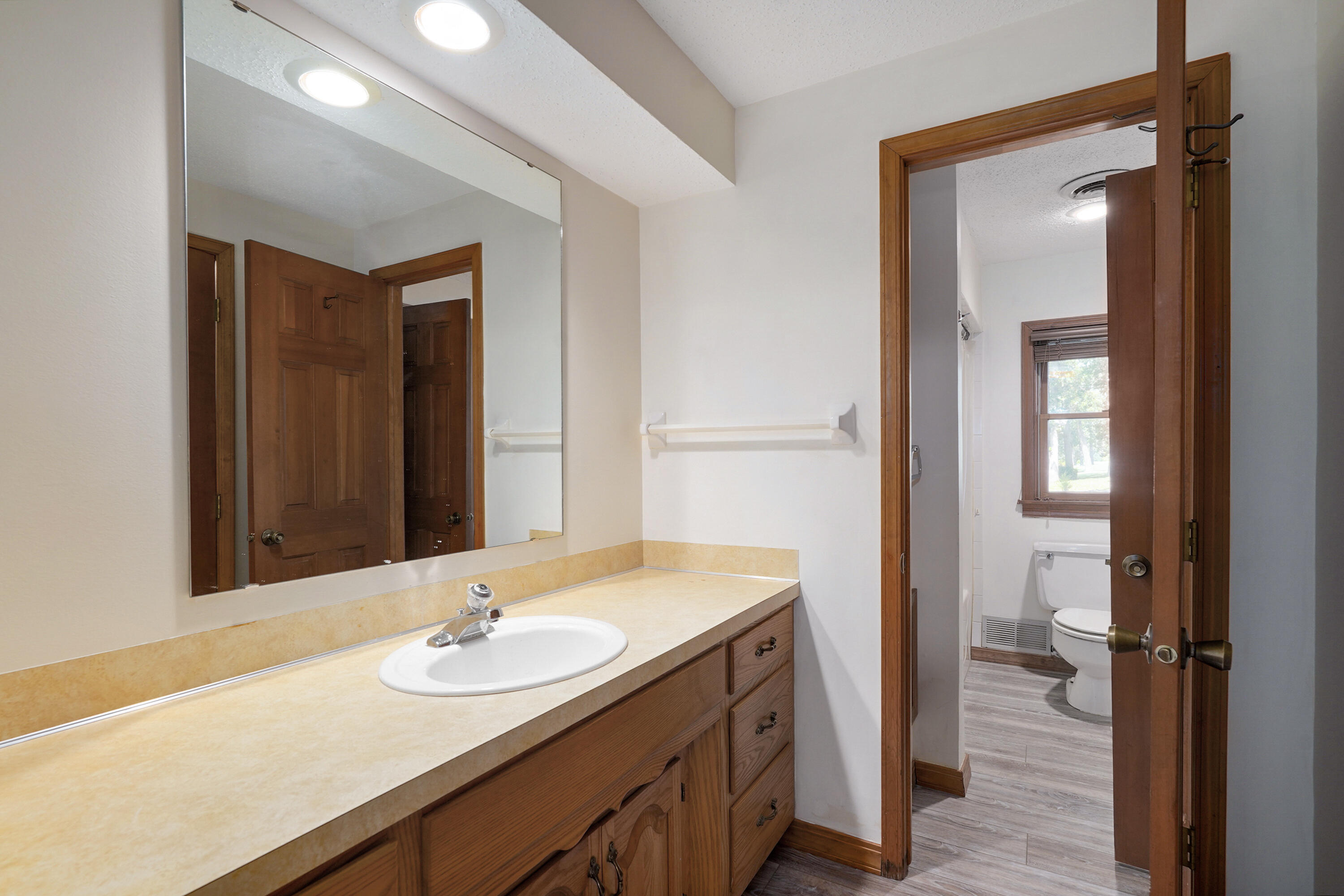5103 Colonial Circle Property Photo 54