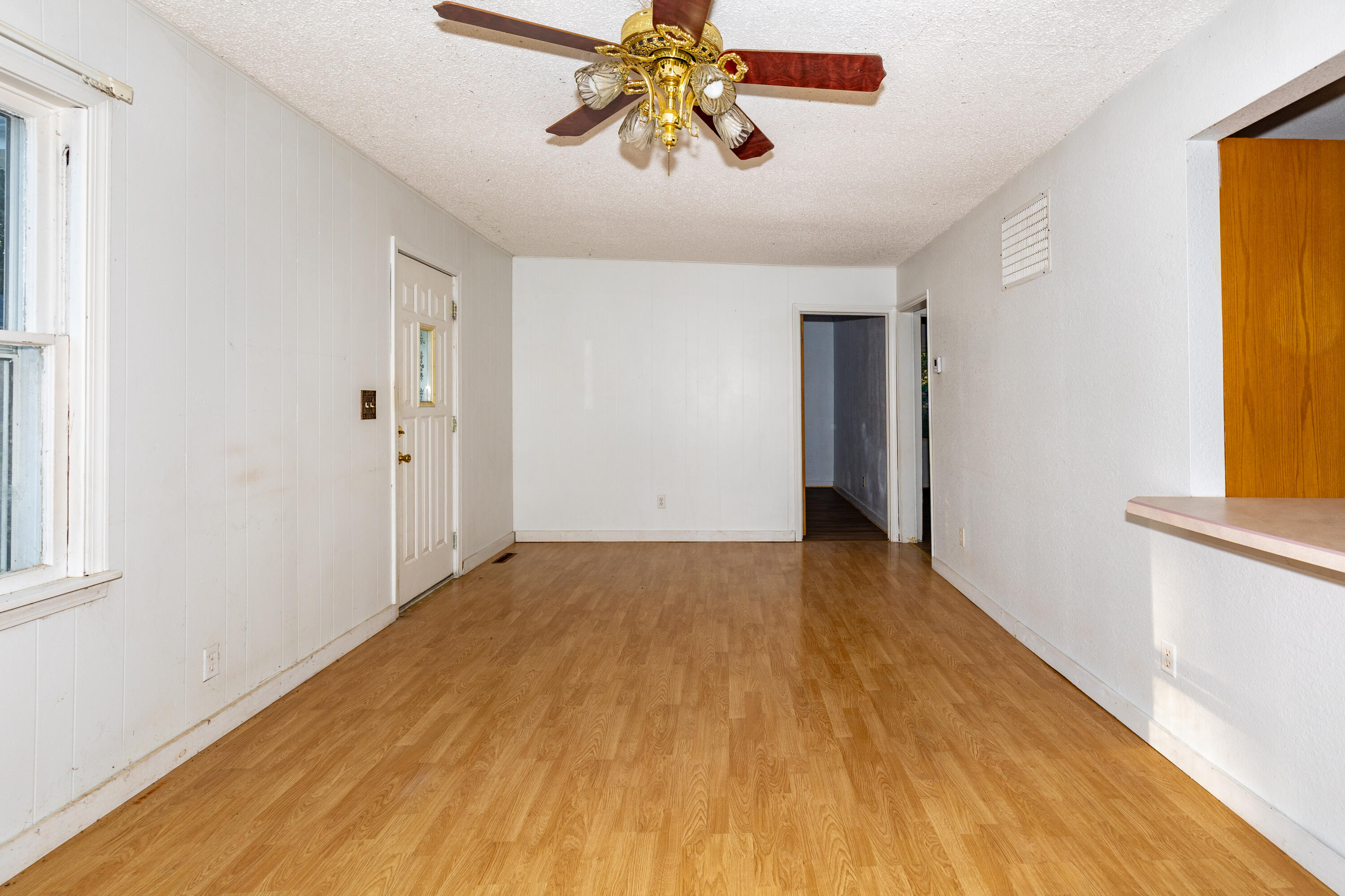 510 North Ash Street Property Photo 6