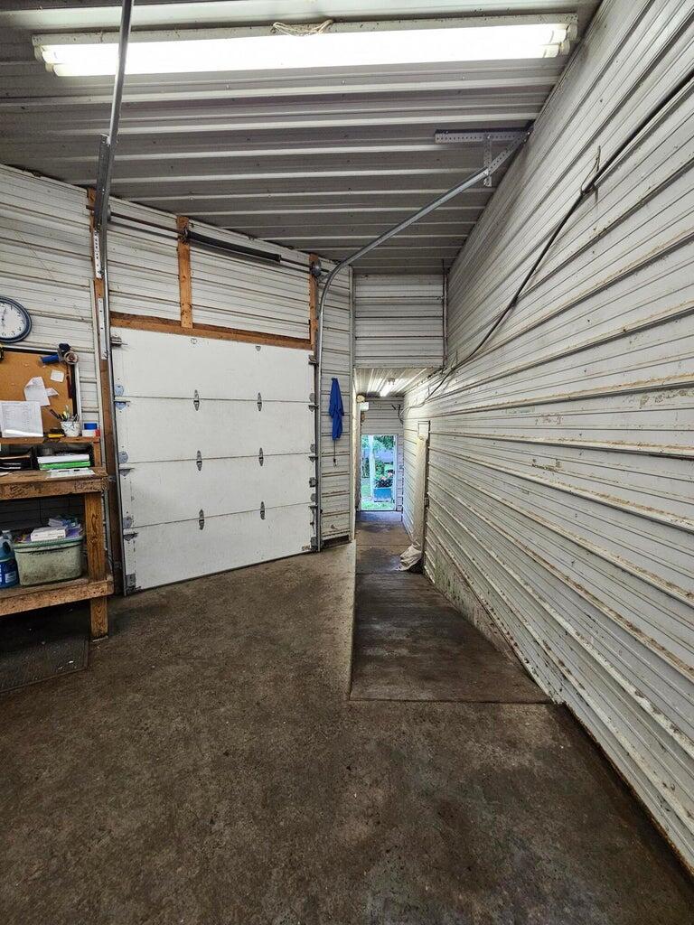1157 East Dade 186 Property Photo 102