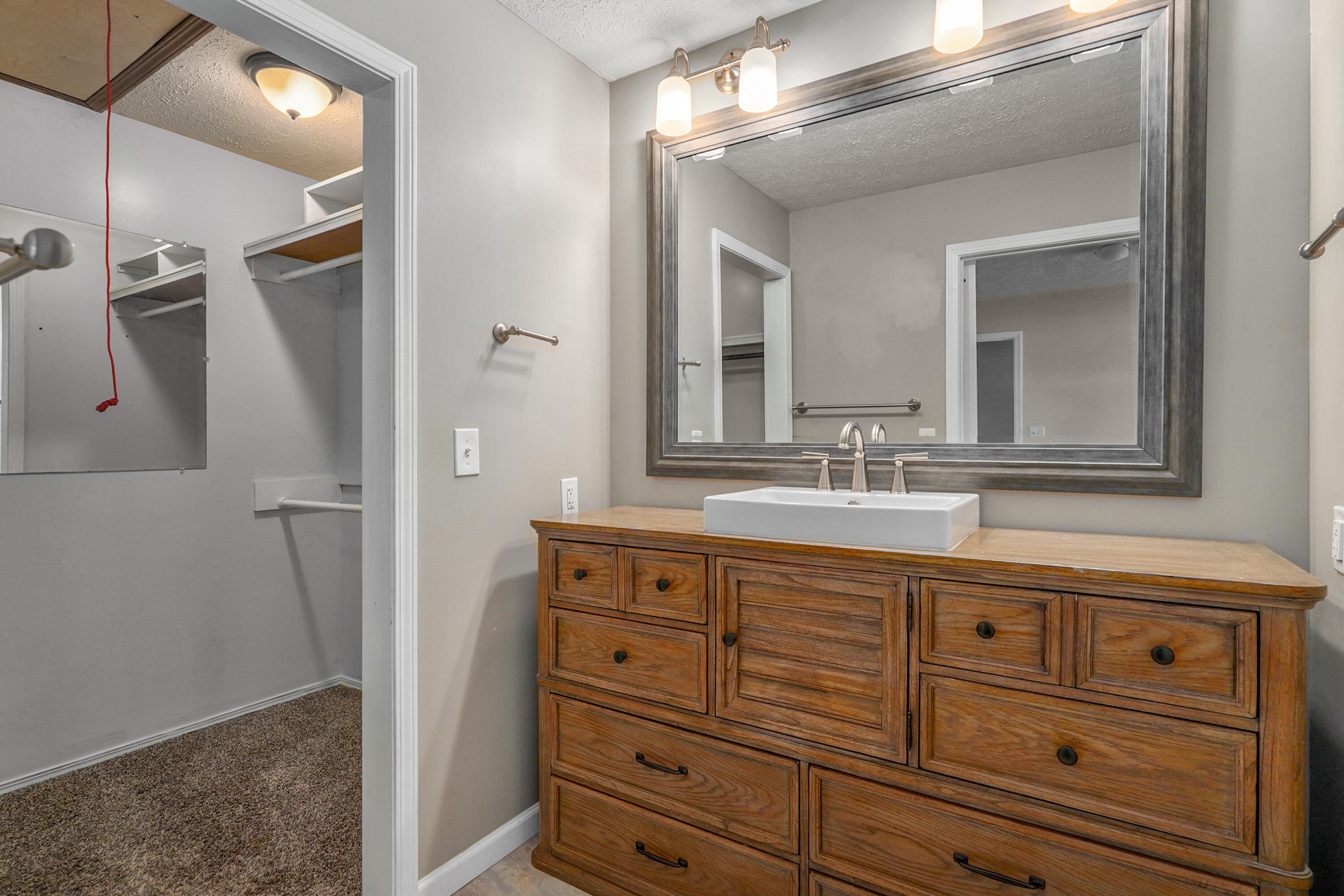 228 East Osage Drive Property Photo 22