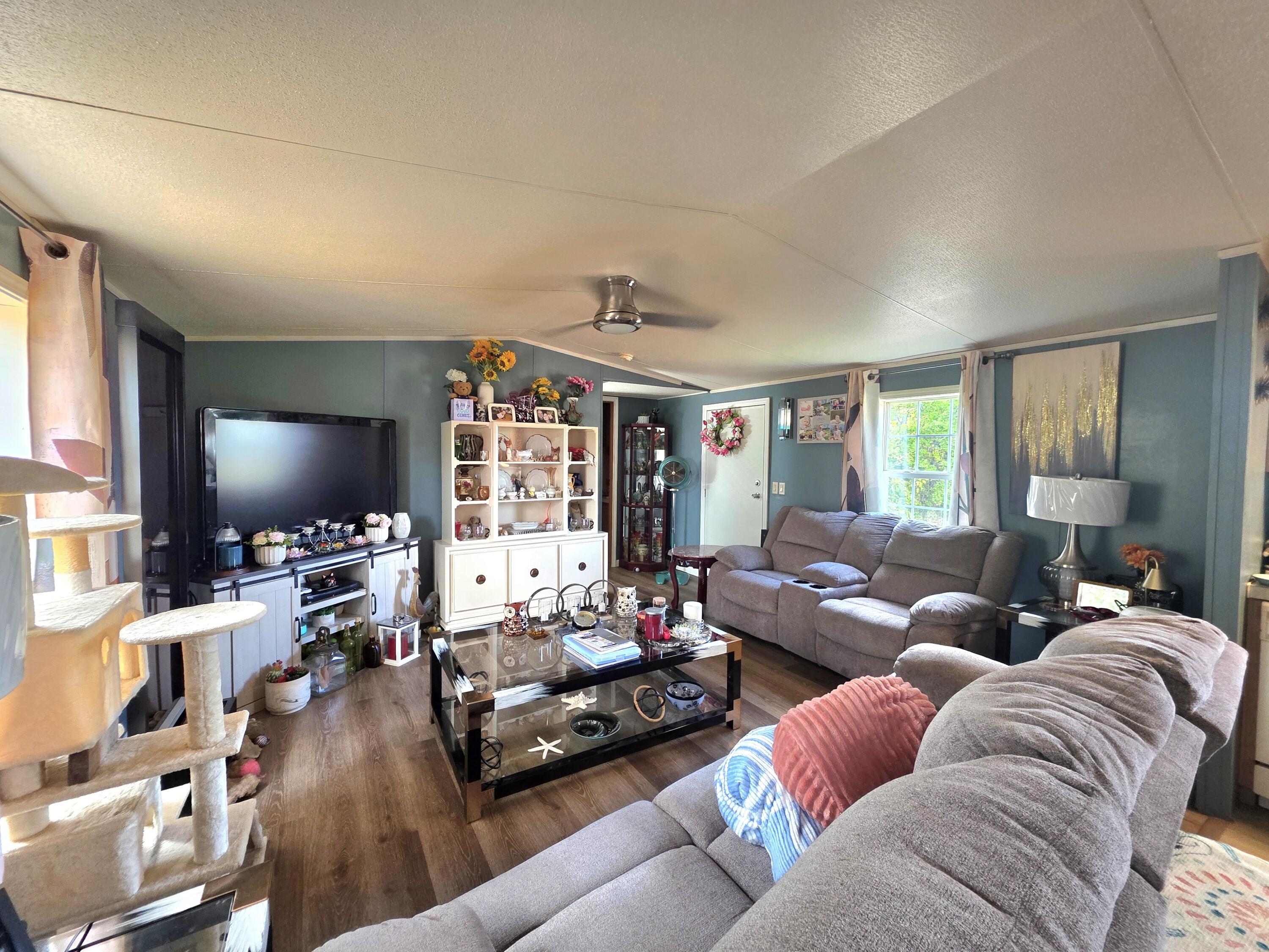 3723 Weaver Road Property Photo 17