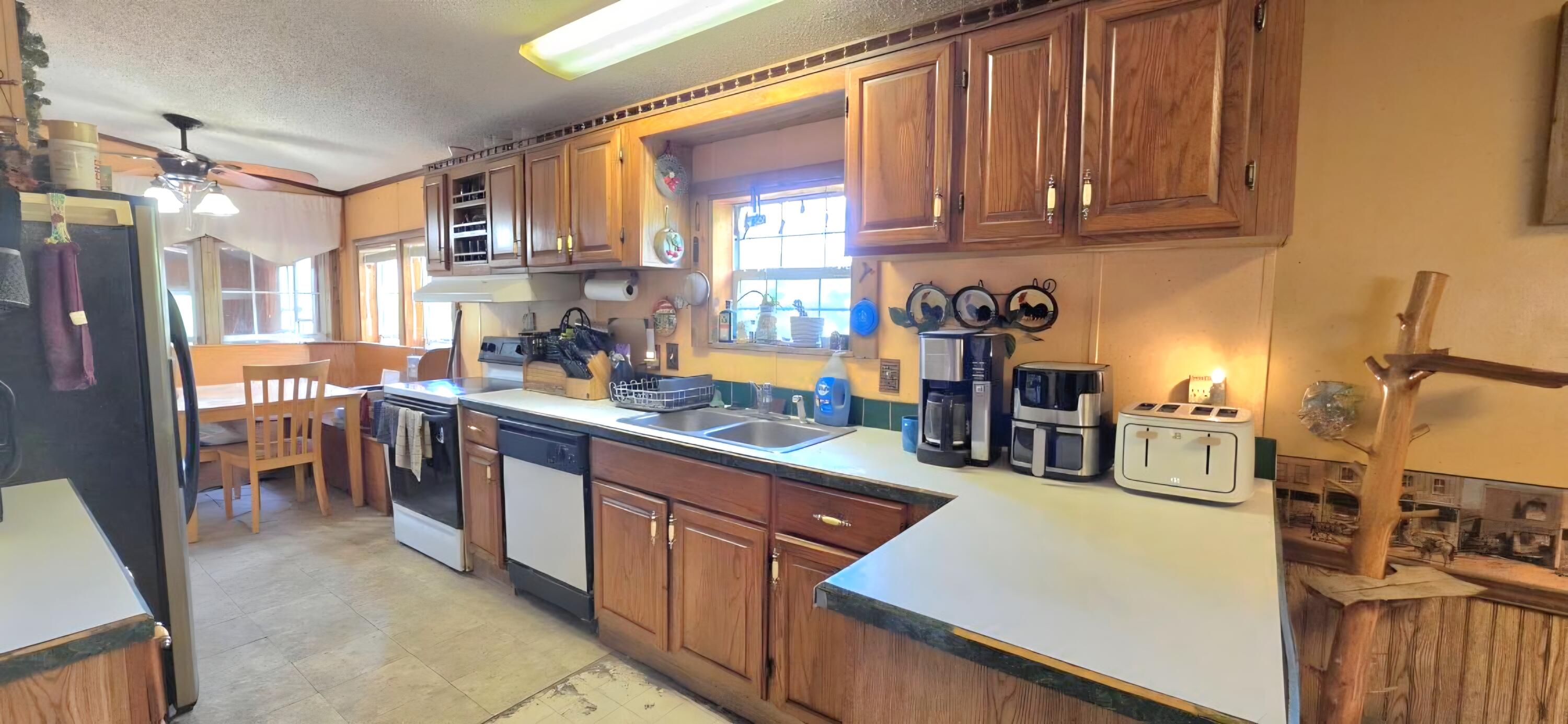 3723 Weaver Road Property Photo 28