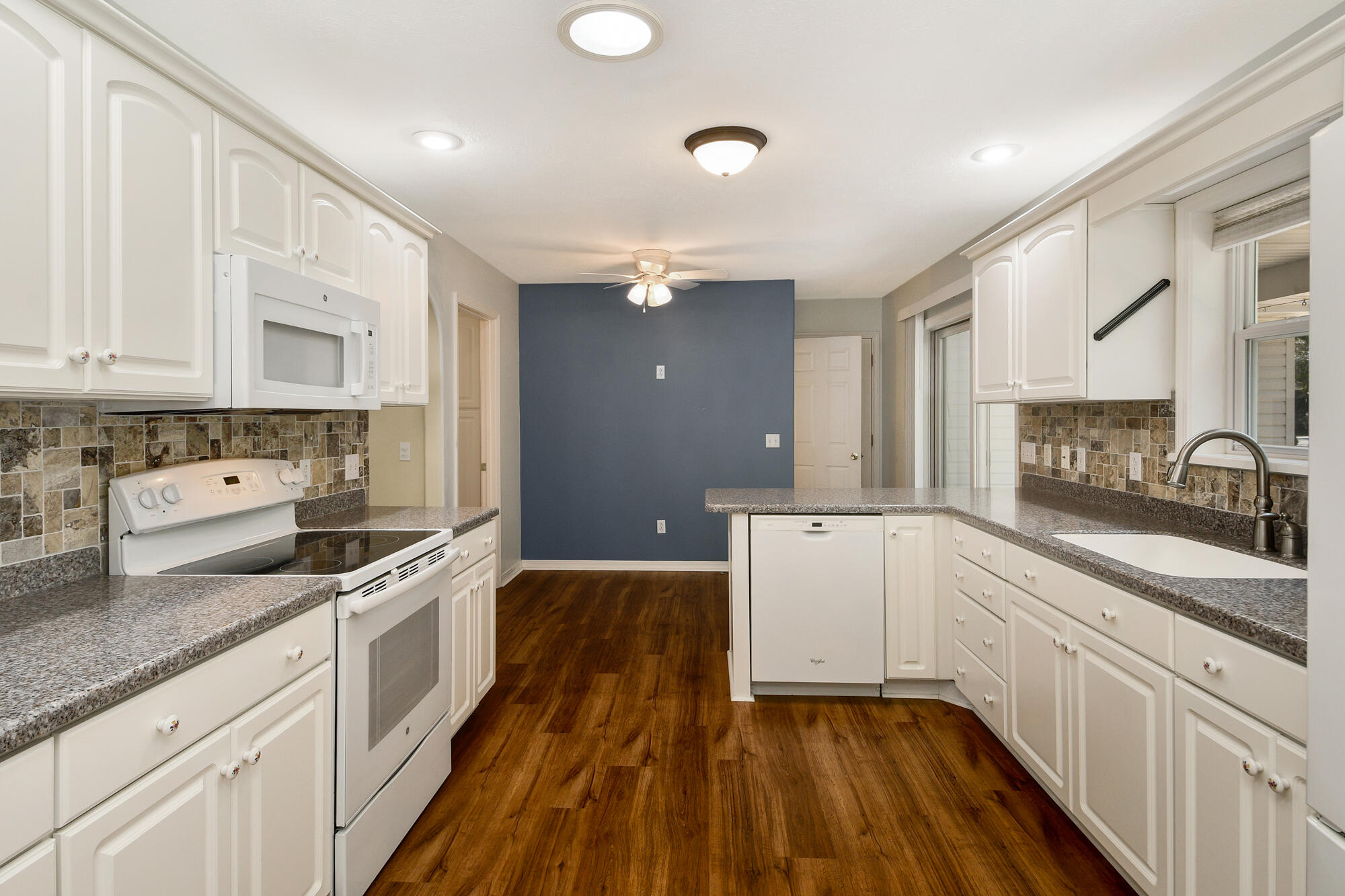 215 Queensberry Road Property Photo 9