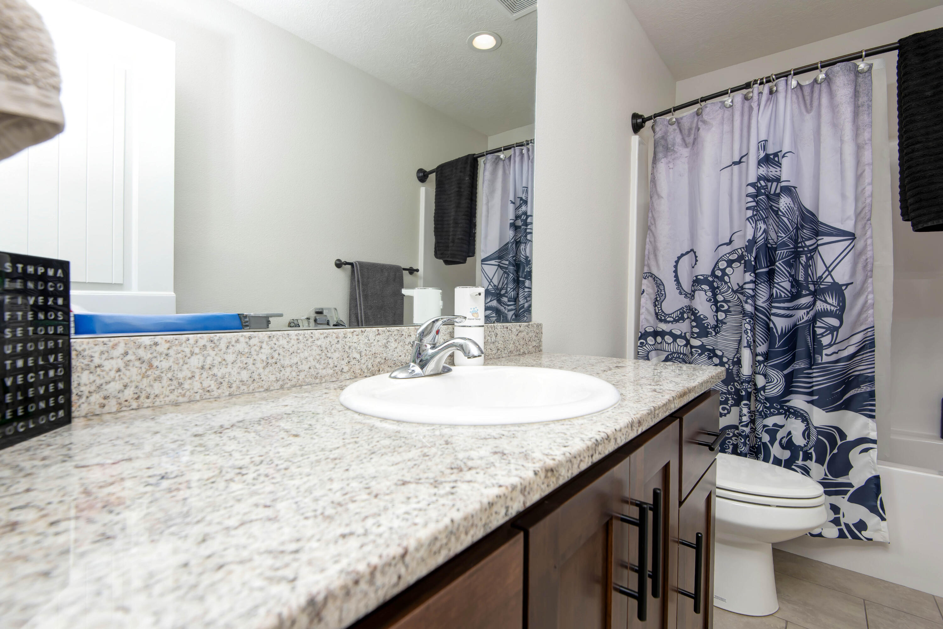517 North Stella Court Property Photo 15