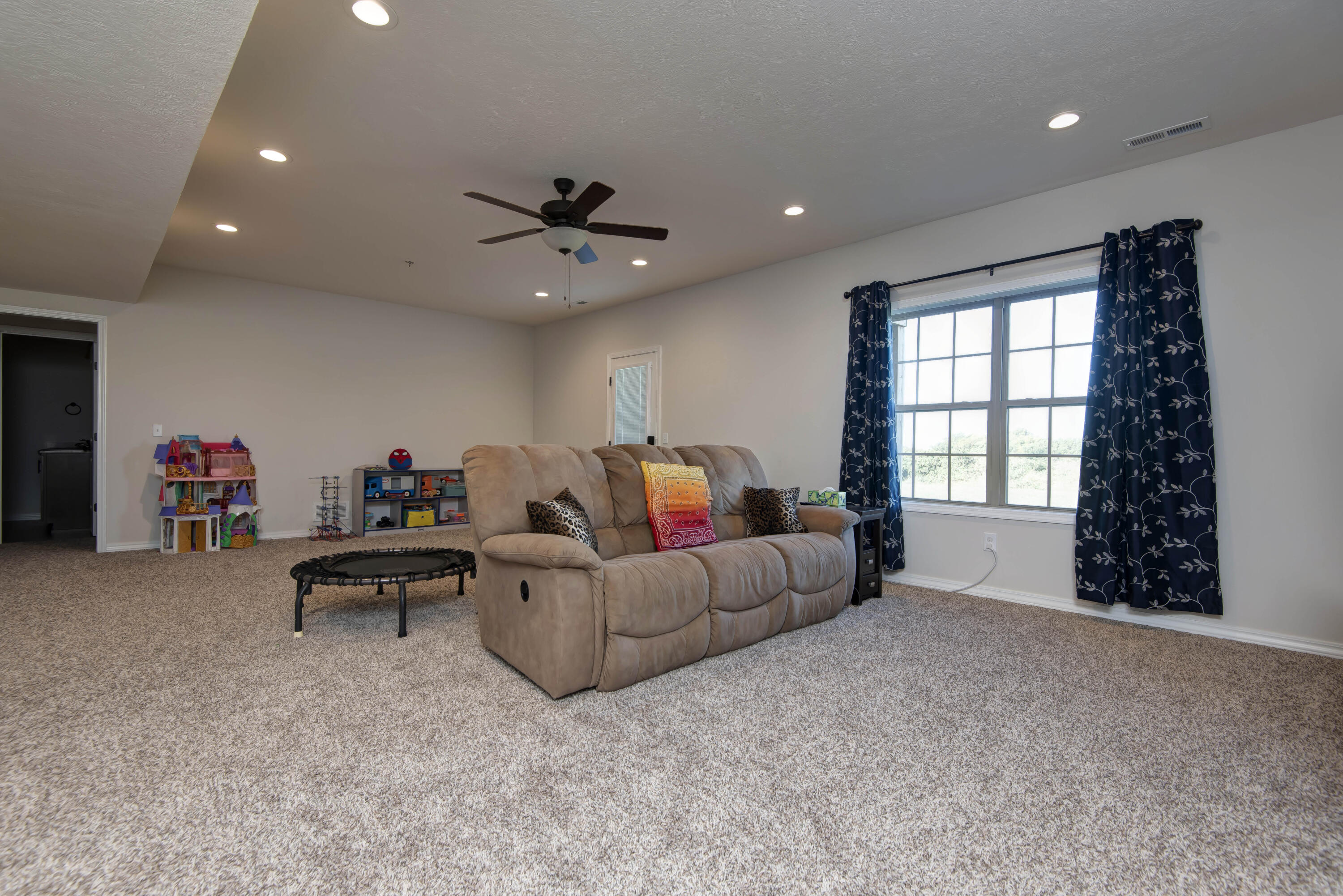517 North Stella Court Property Photo 25