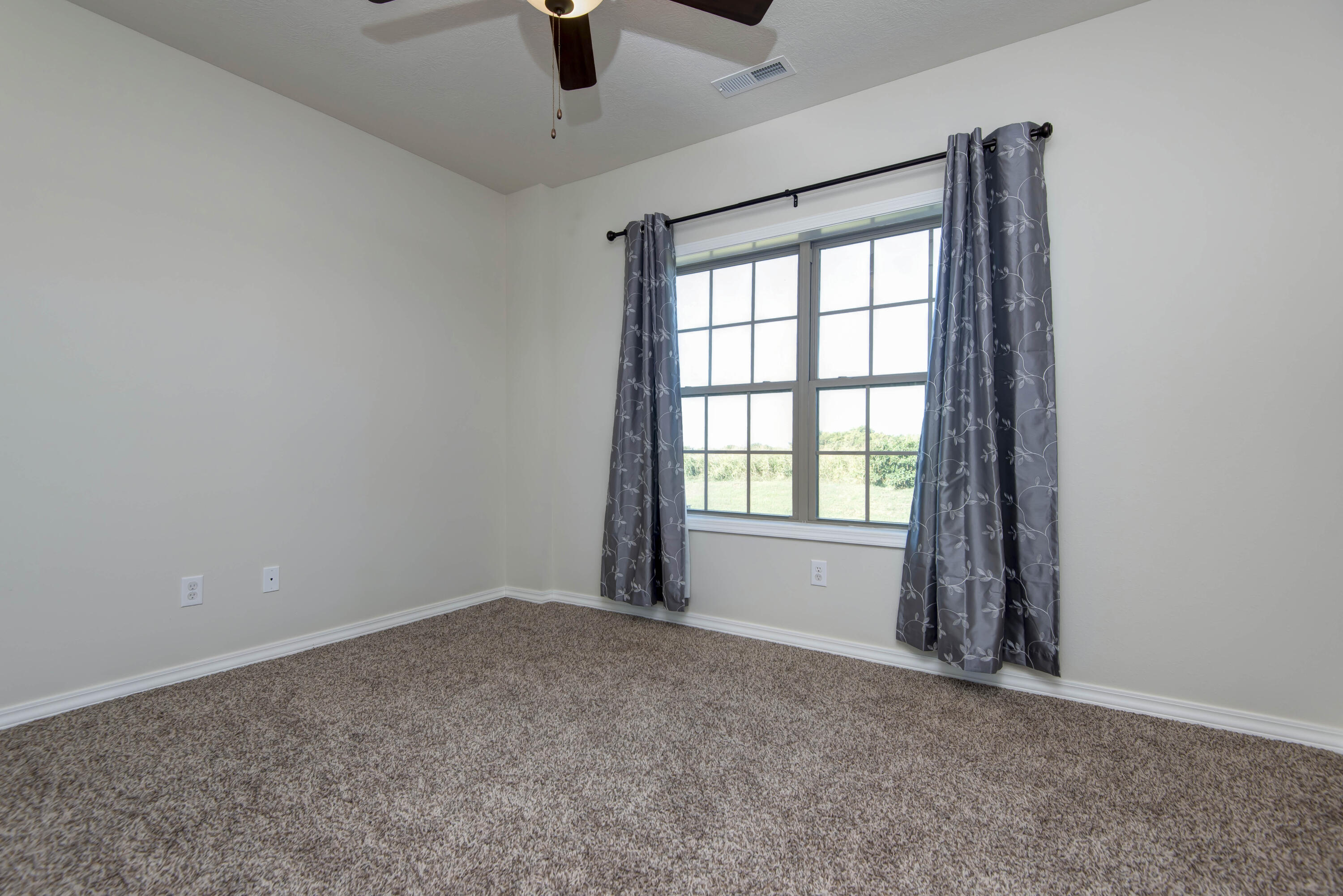 517 North Stella Court Property Photo 30