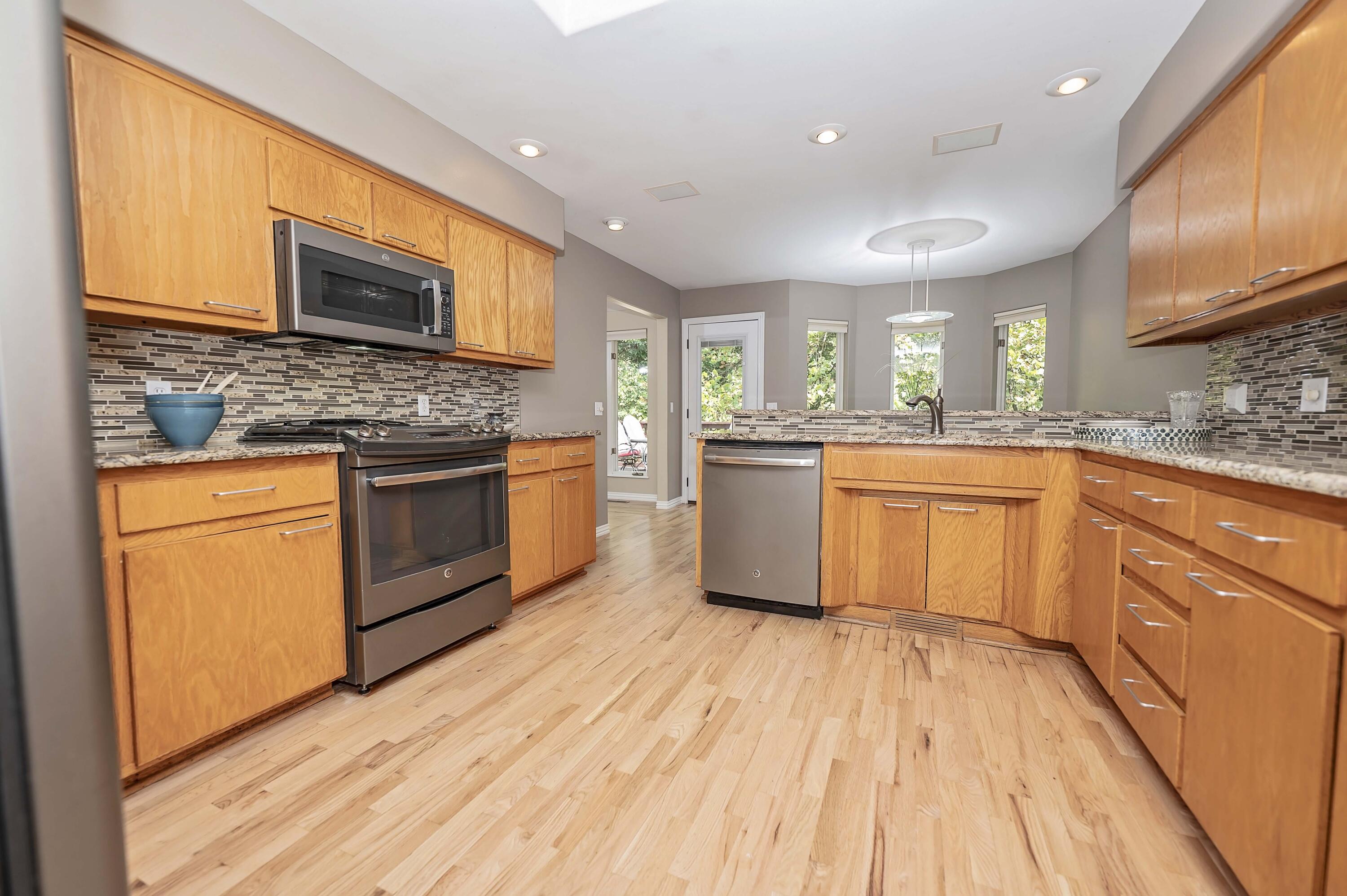 1940 South Berkshire Avenue Property Photo 10