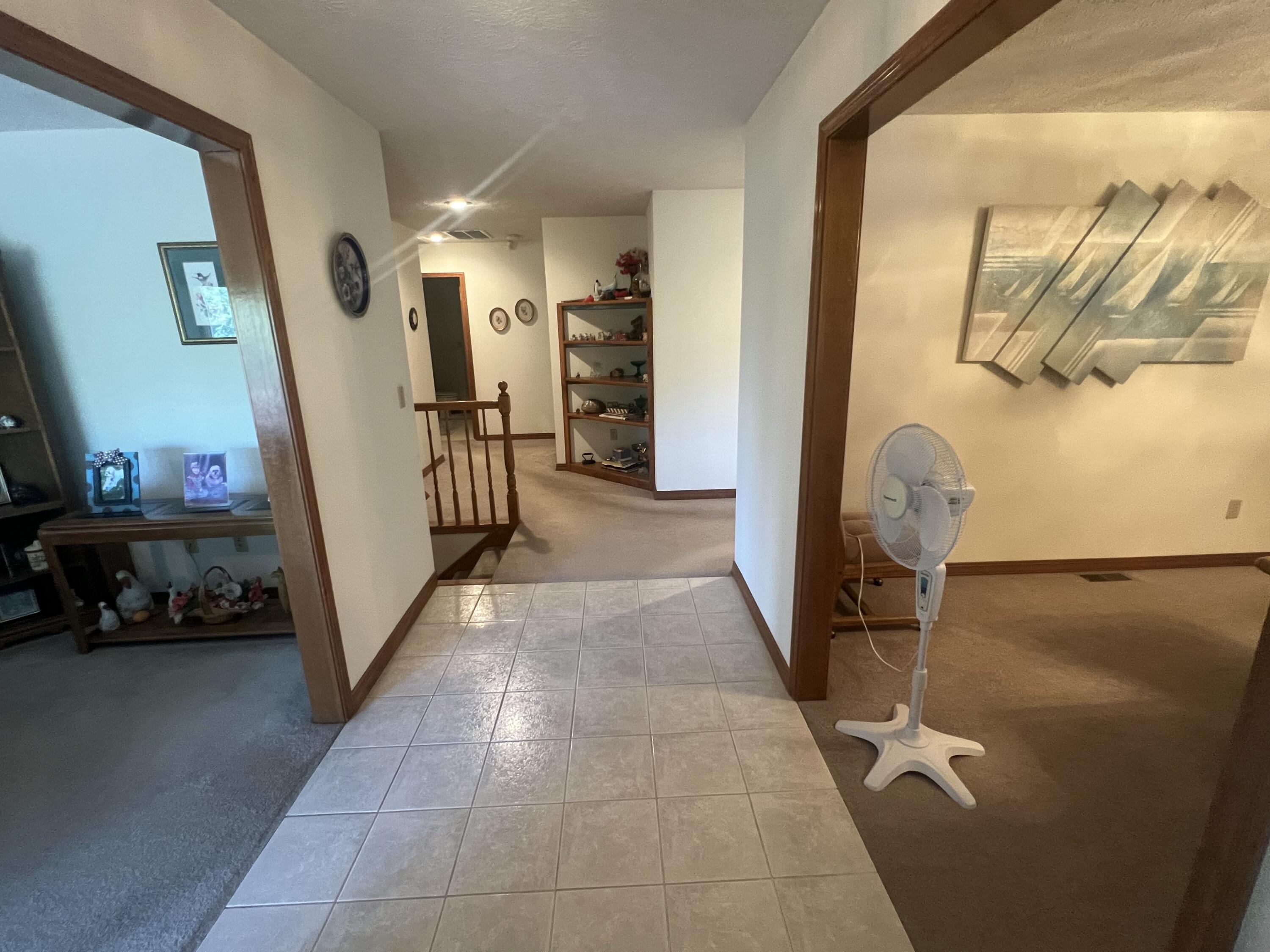 1525 South Farm Road 241 Property Photo 10
