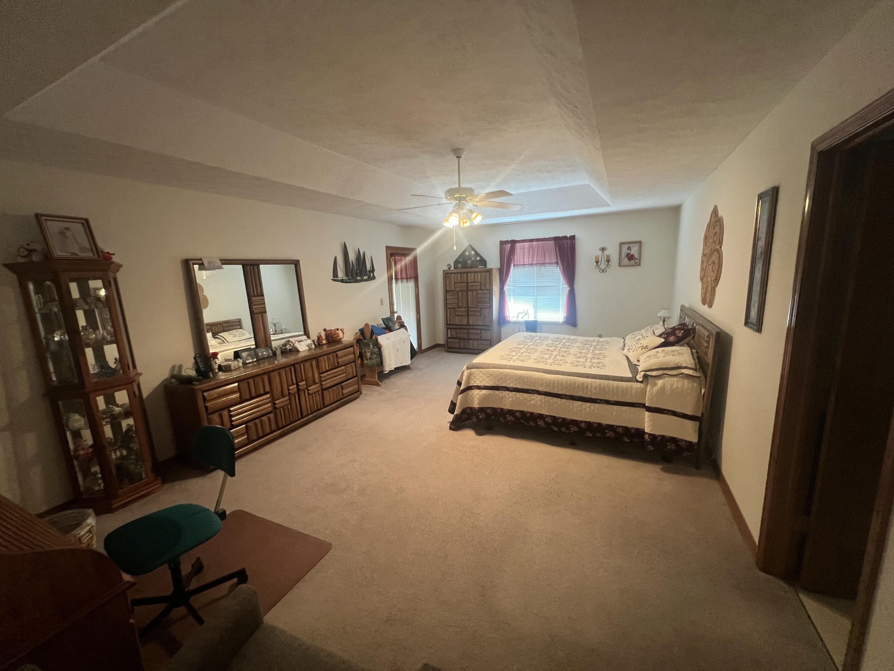 1525 South Farm Road 241 Property Photo 16