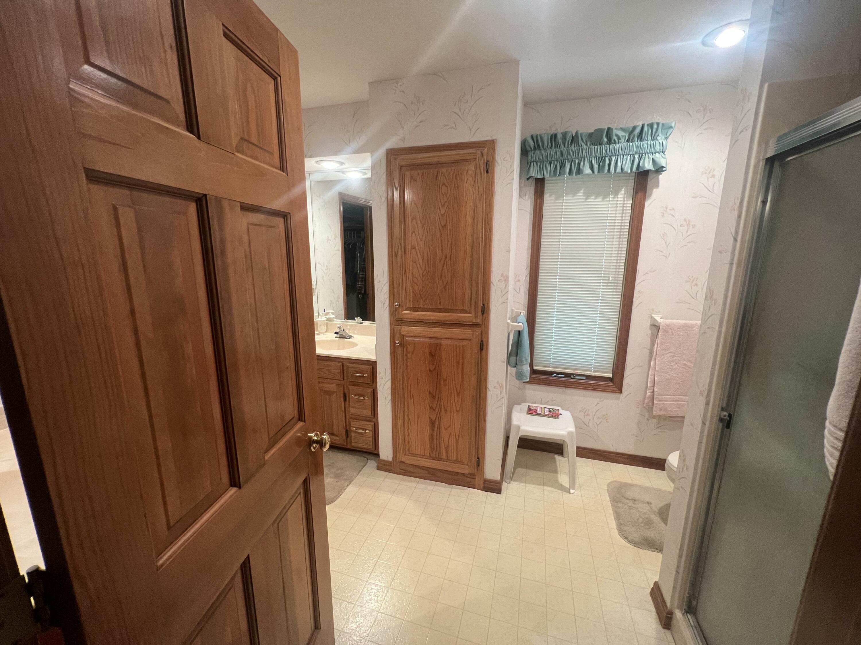 1525 South Farm Road 241 Property Photo 18