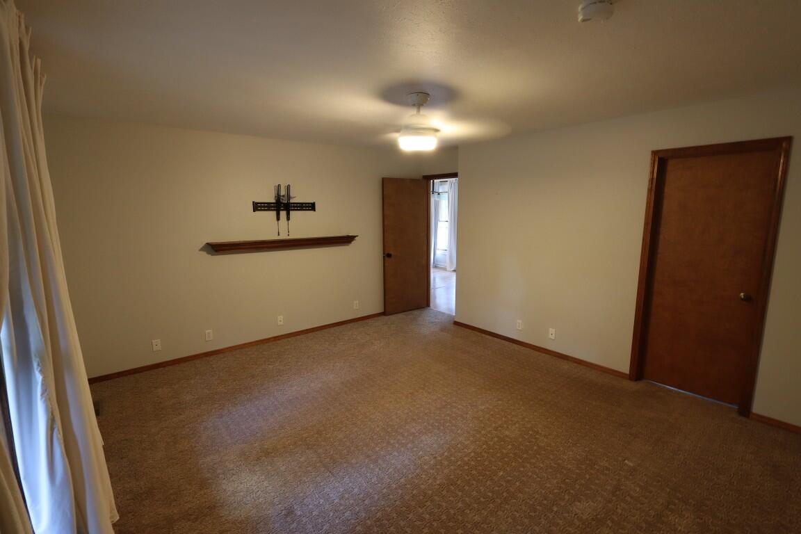 14695 West Farm Road 124 Property Photo 8