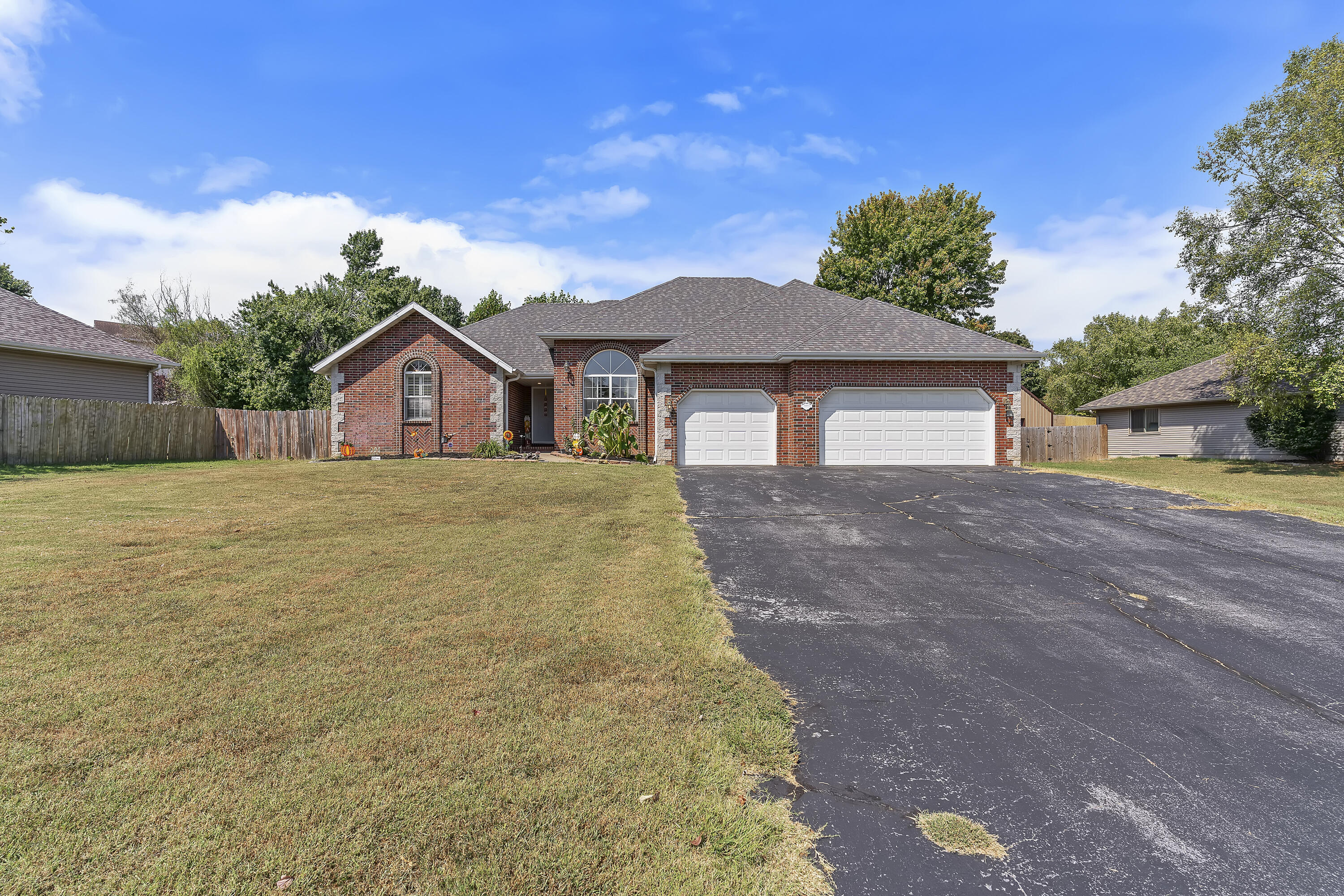 2081 North Preakness Drive Property Photo 1