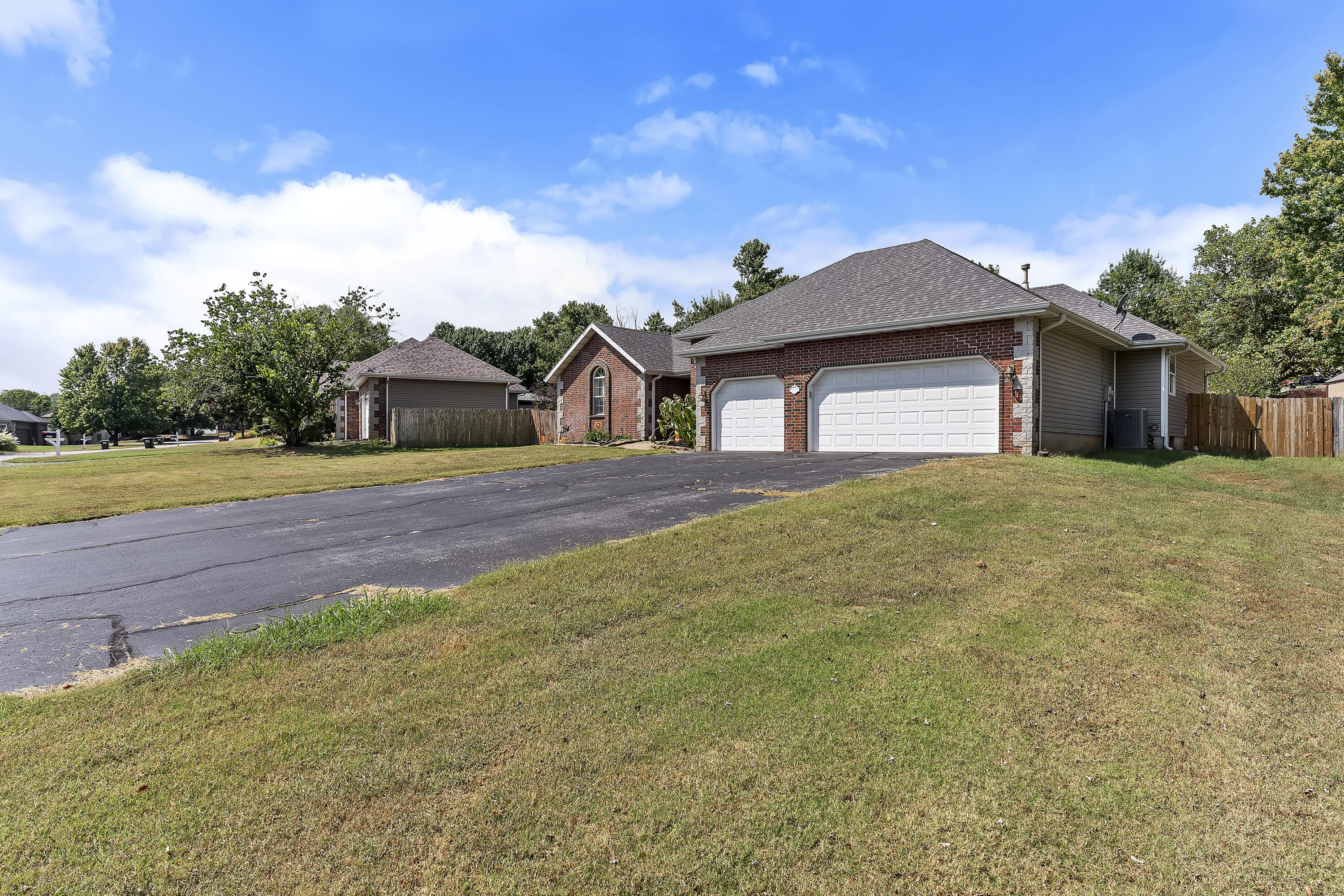 2081 North Preakness Drive Property Photo 3
