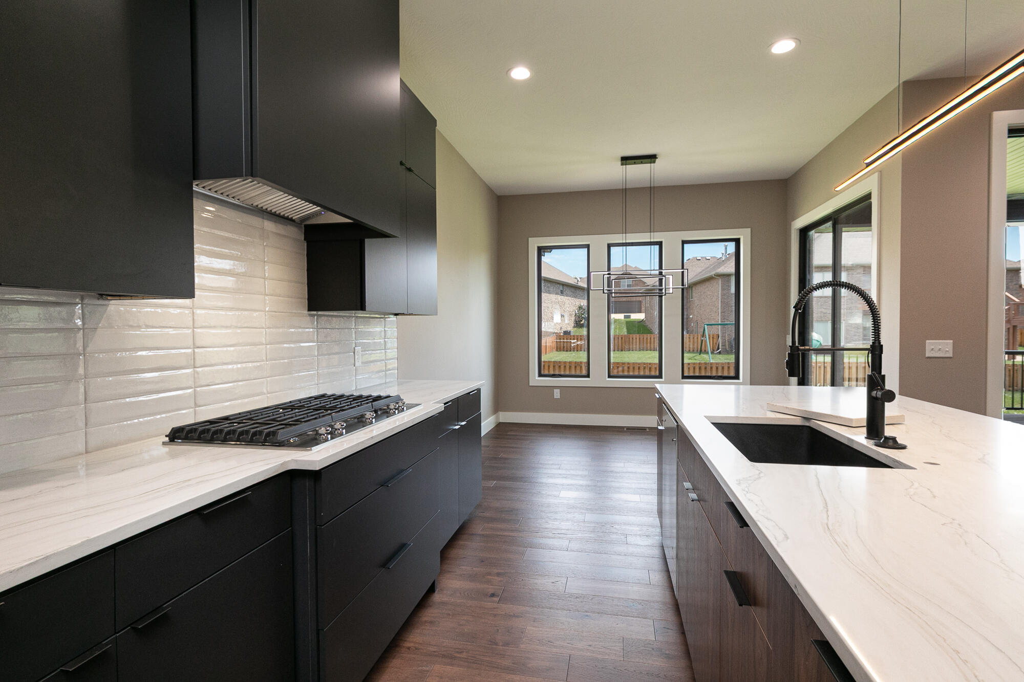 2038 North Silver Charm Avenue Property Photo 12