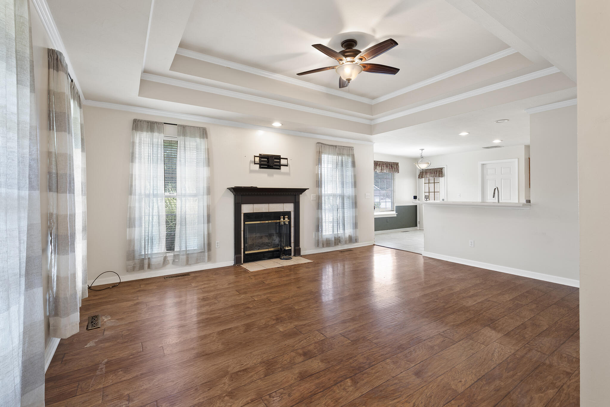 705 South Whippoorwill Drive Property Photo 6
