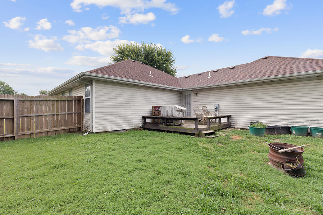 705 South Whippoorwill Drive Property Photo 20