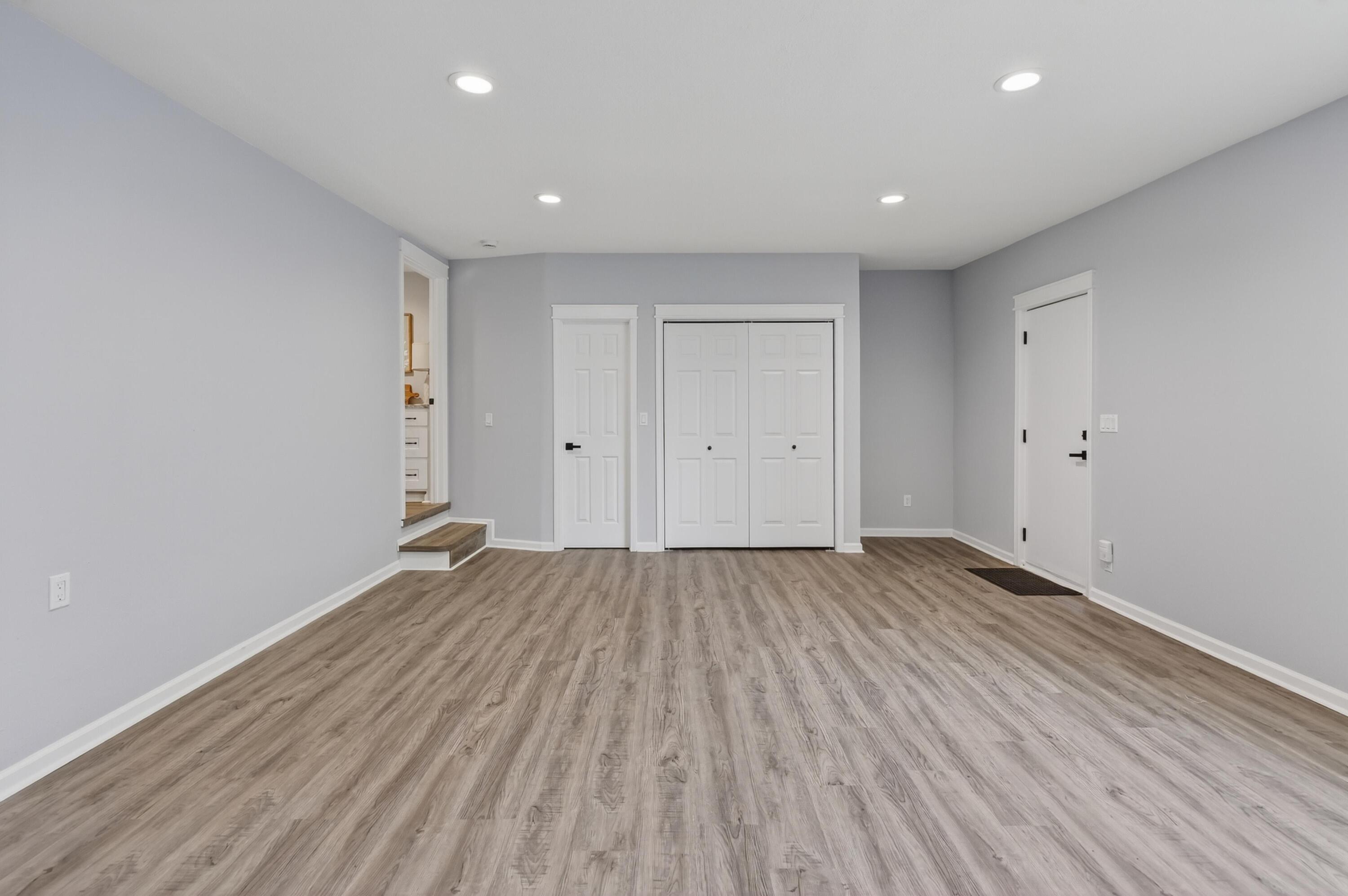 2102 West 12th Street Property Photo 41