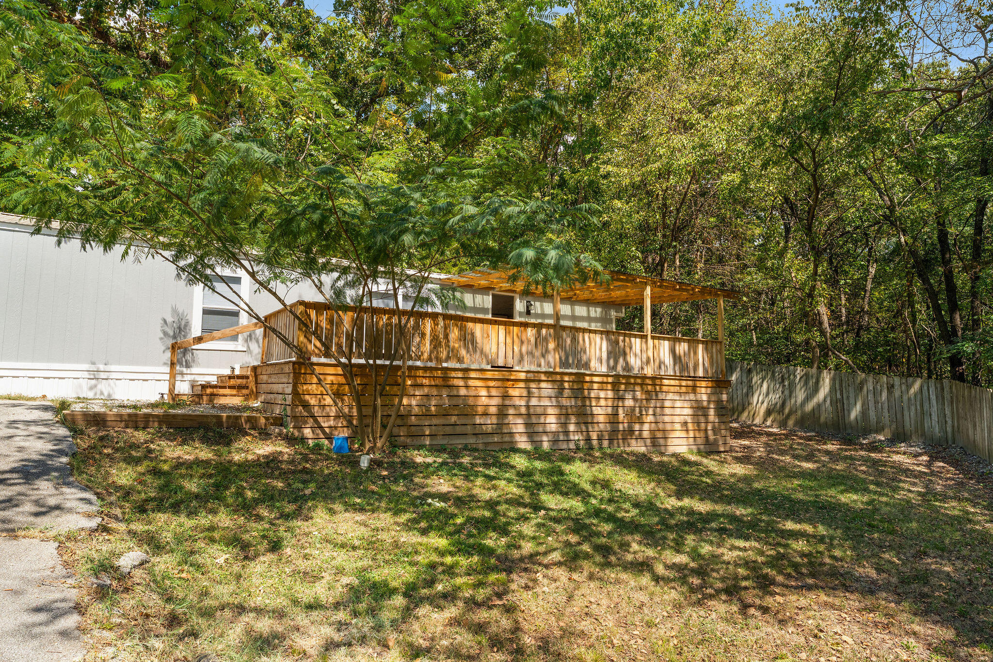 000 Aster Circle Property Photo 10