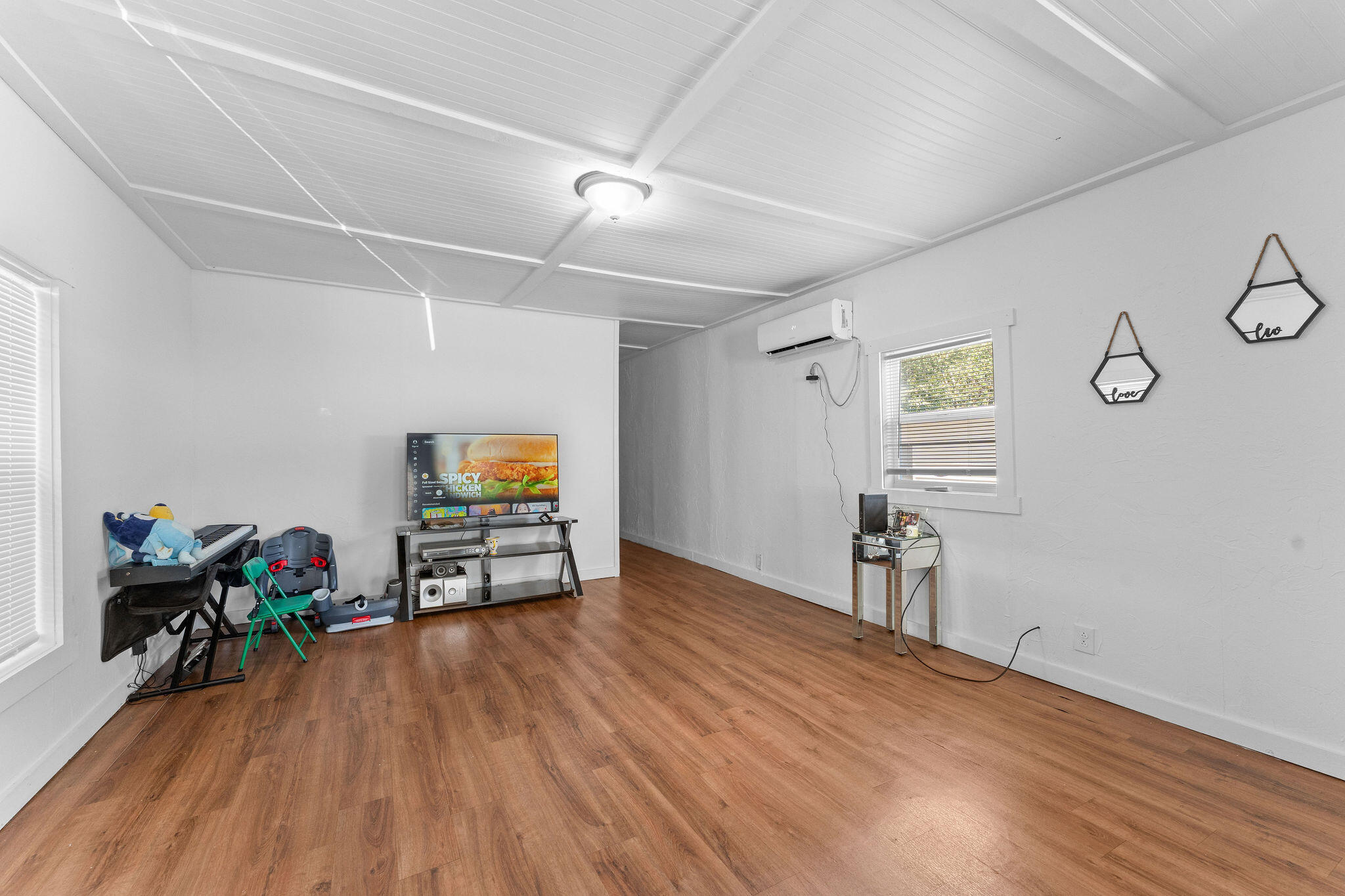 000 Aster Circle Property Photo 36