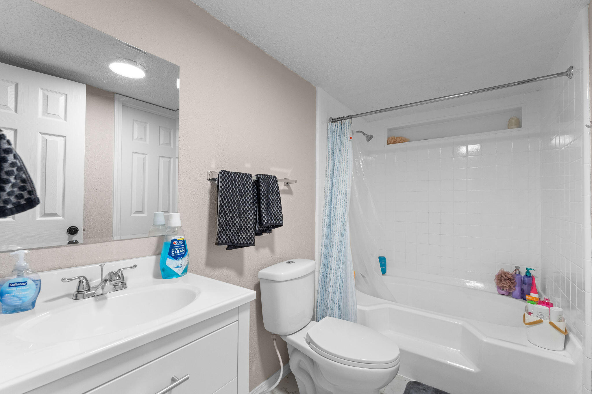 000 Aster Circle Property Photo 19