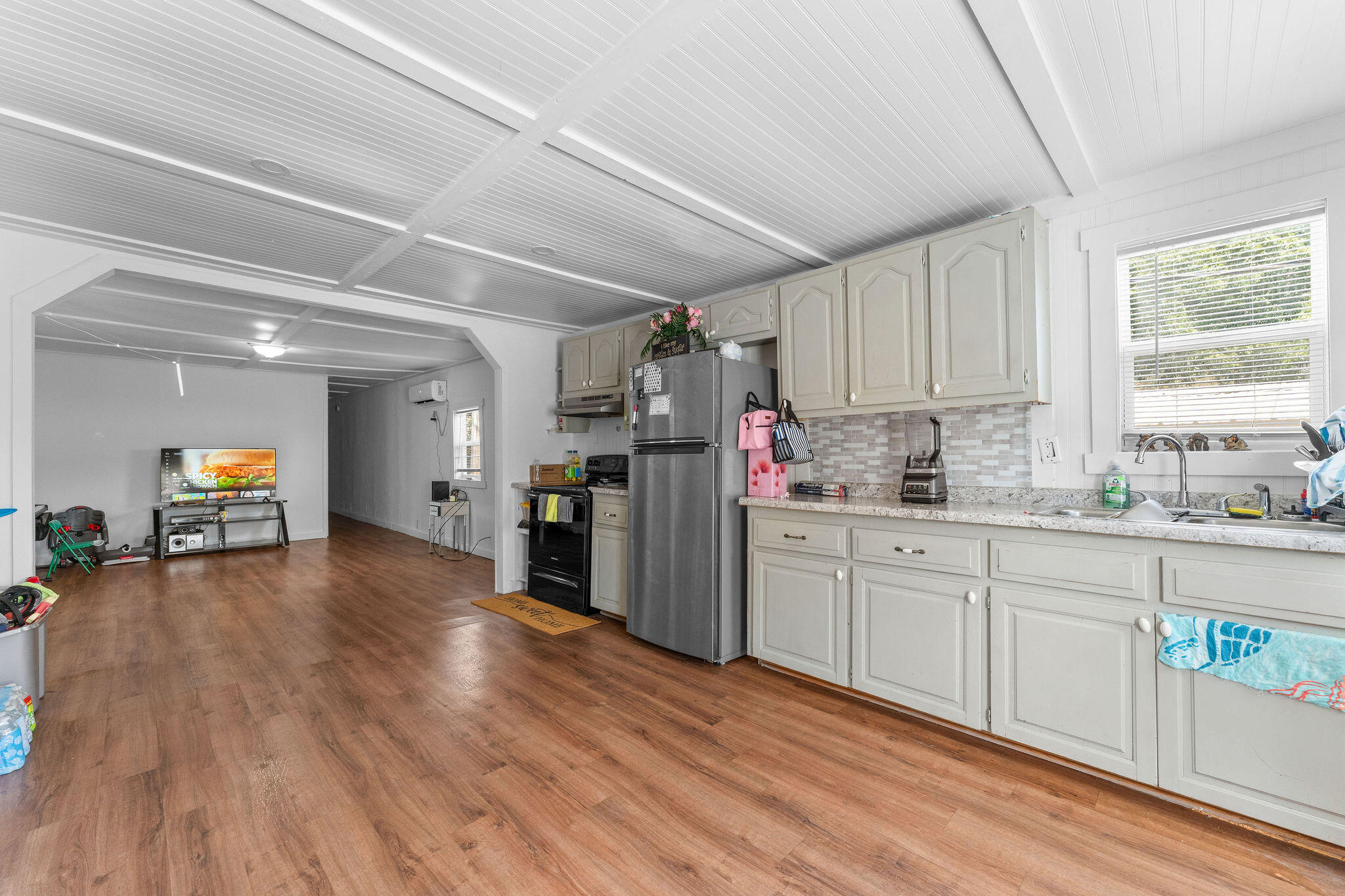 000 Aster Circle Property Photo 36