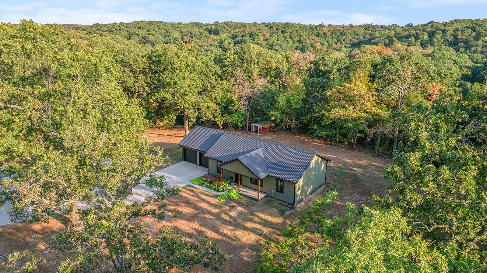 +2374 Upper Mill Creek Road Property Photo 4