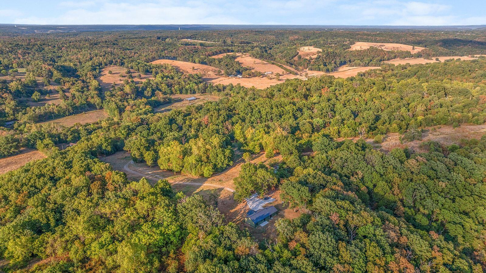 +2374 Upper Mill Creek Road Property Photo 6
