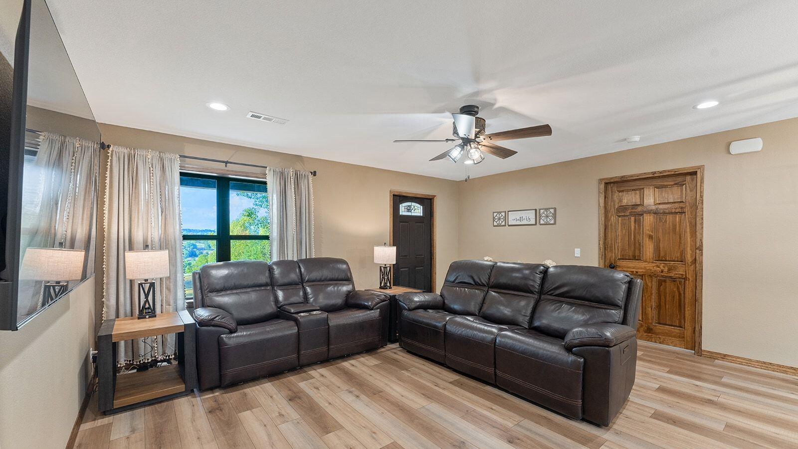 +2374 Upper Mill Creek Road Property Photo 8