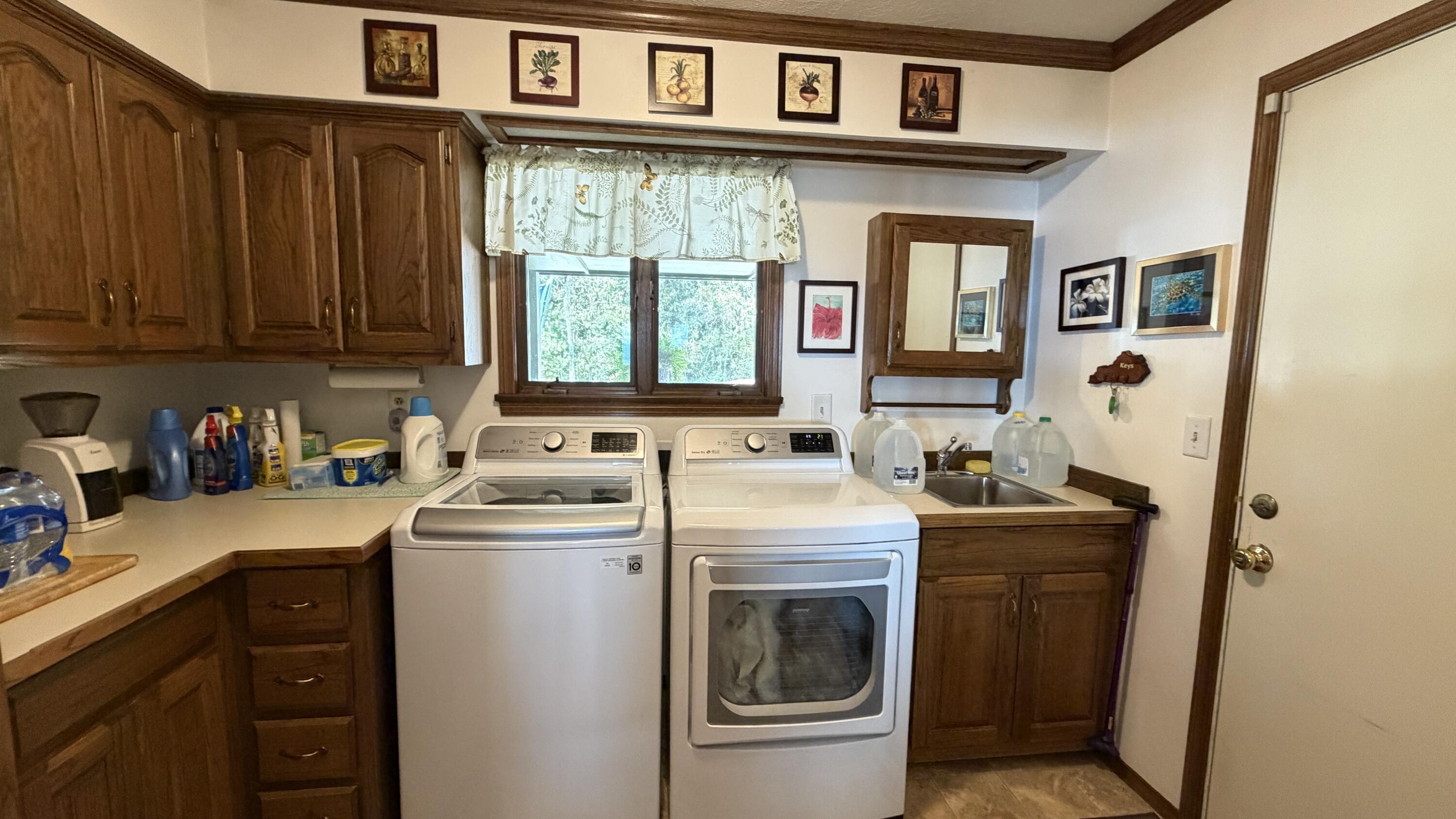 52 Skyline Drive Property Photo 12