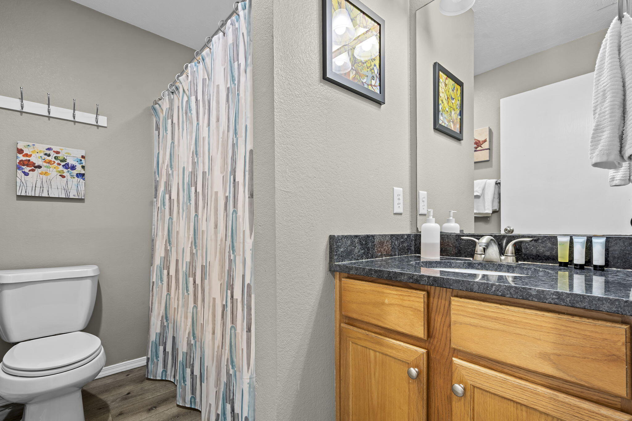2962 Vineyards Parkway 3 & 4 Property Photo 8