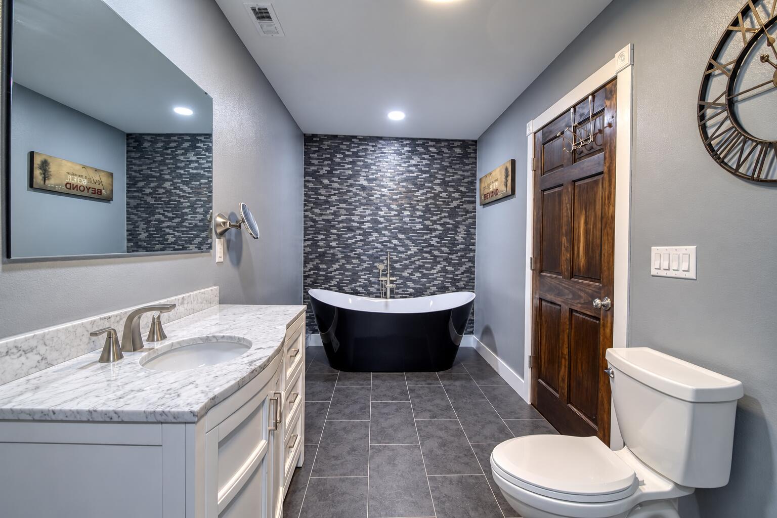 806 Sunset Road Property Photo 19