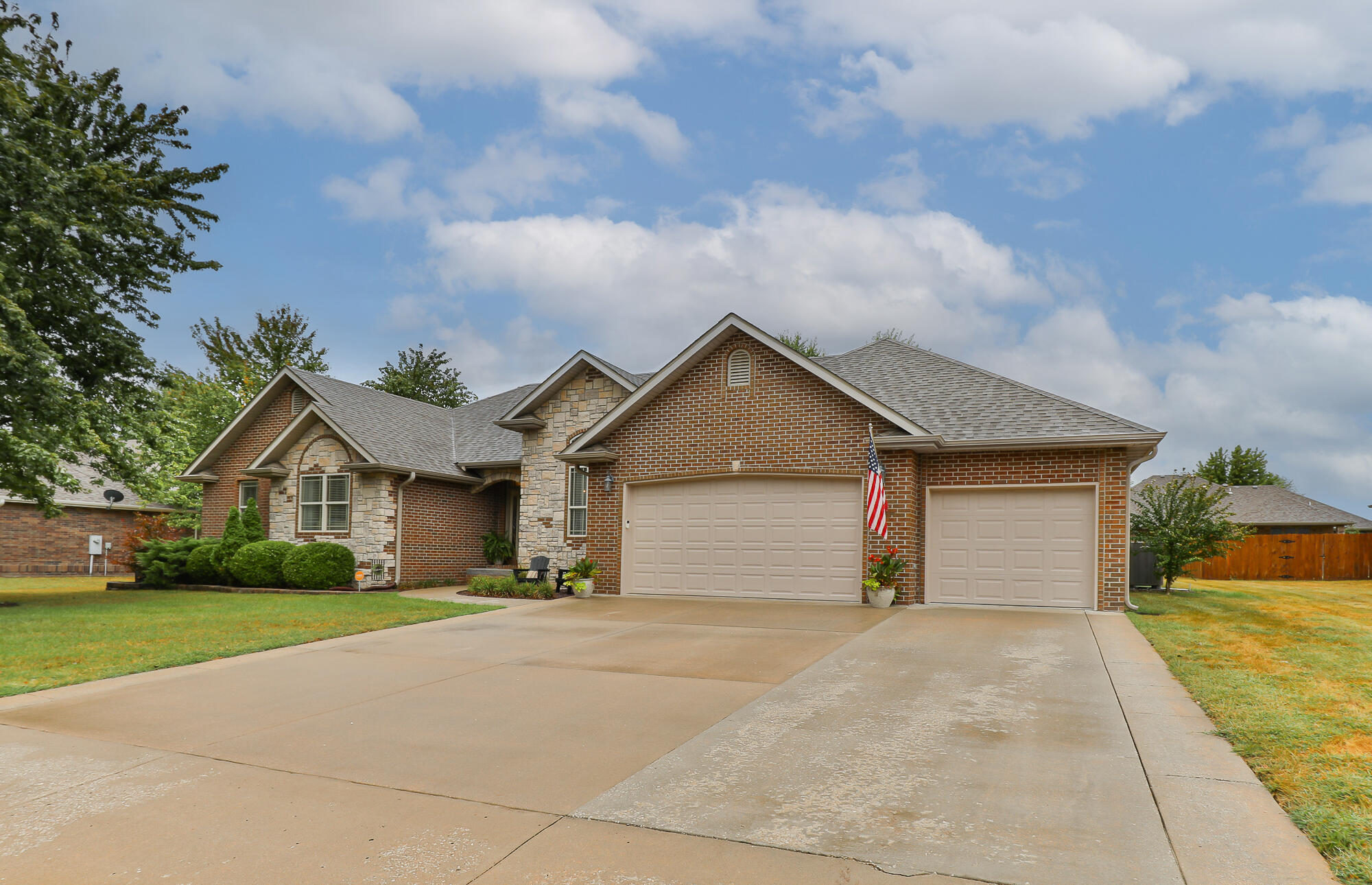 1441 South Charles Place Property Photo 2