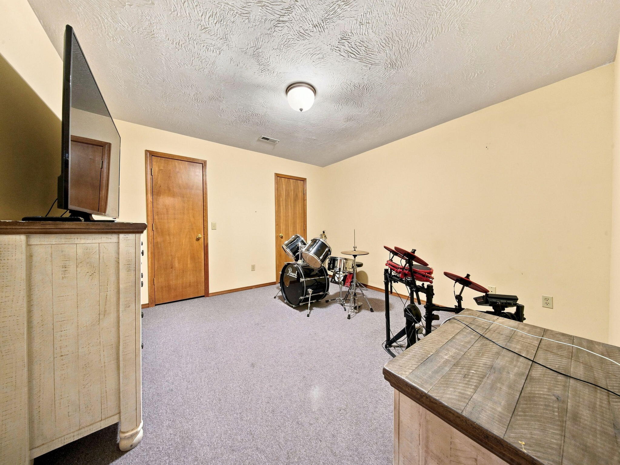 4464 North Farm Road 117 Property Photo 30