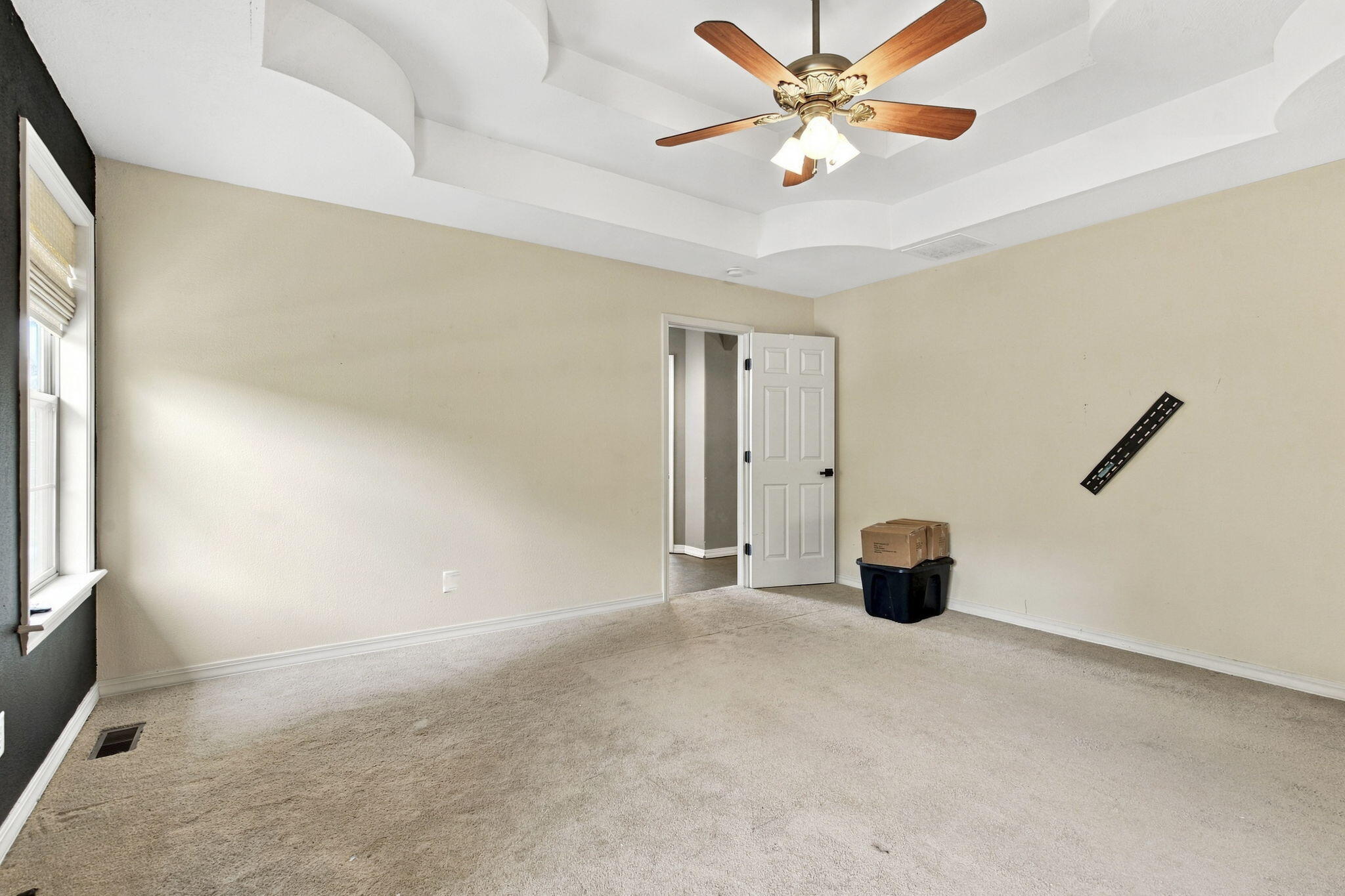 809 South 14th Avenue Property Photo 13