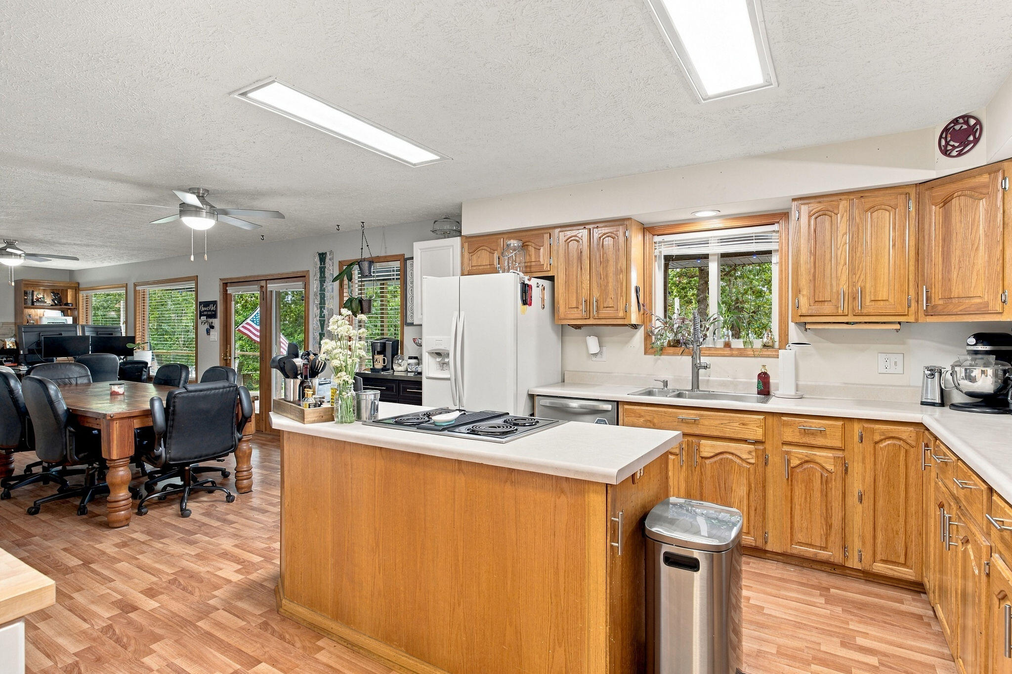 23100 East Mockingbird Drive Property Photo 15