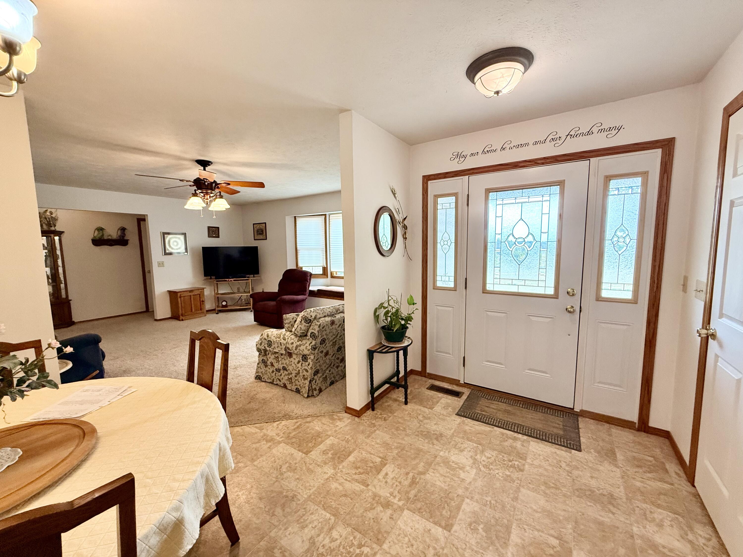 3015 Pool Drive Property Photo 3