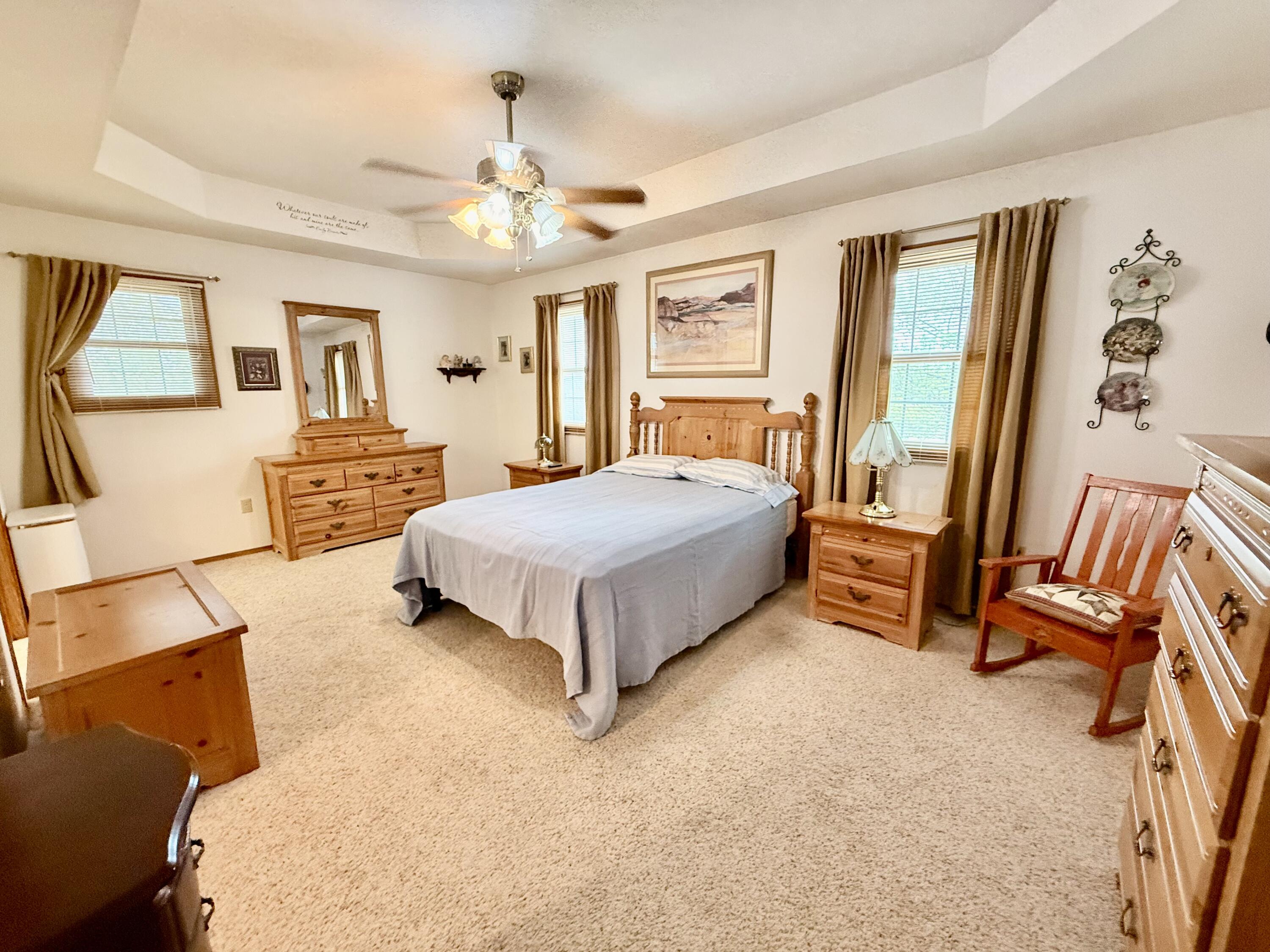 3015 Pool Drive Property Photo 14