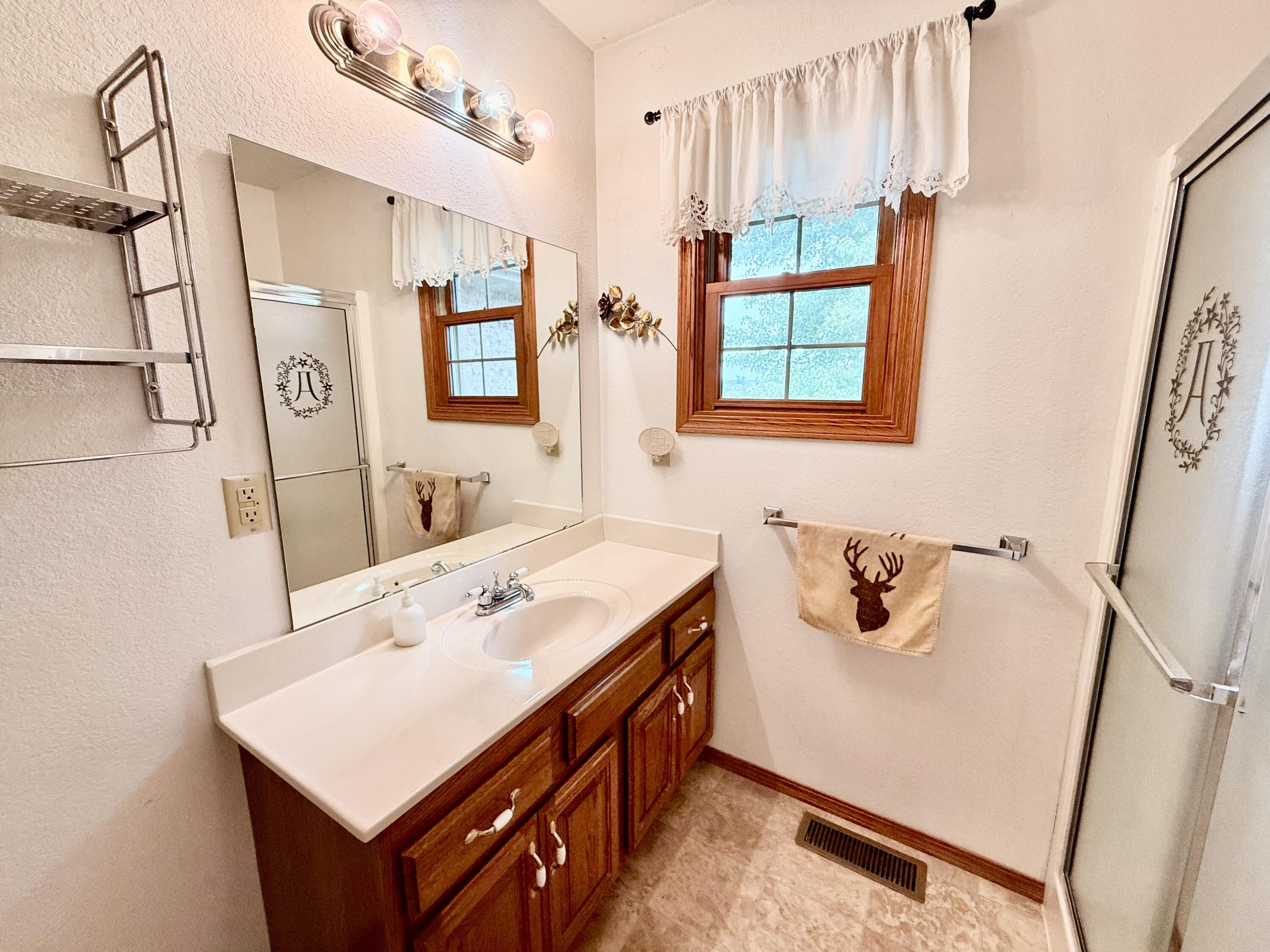 3015 Pool Drive Property Photo 26