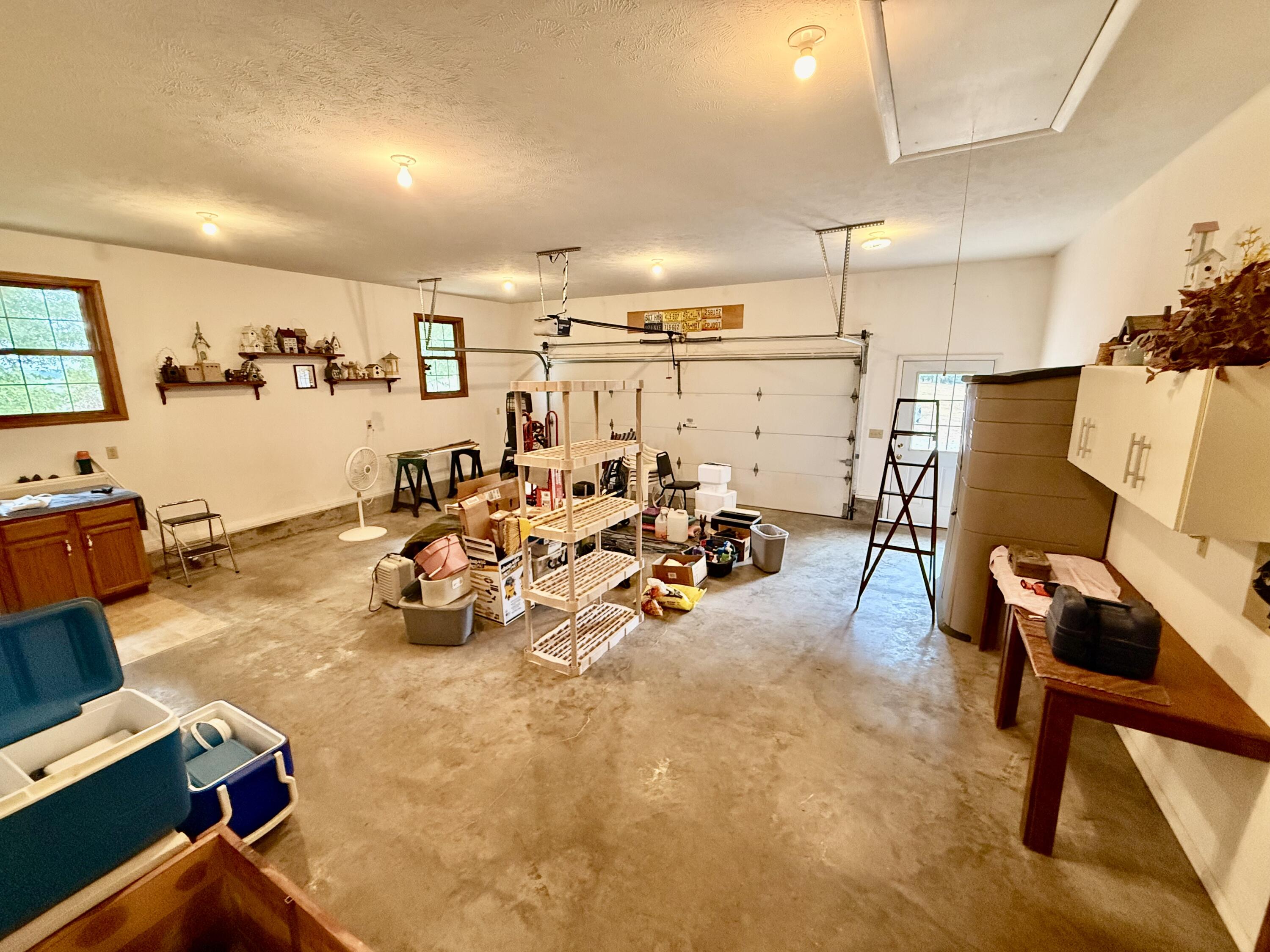 3015 Pool Drive Property Photo 28