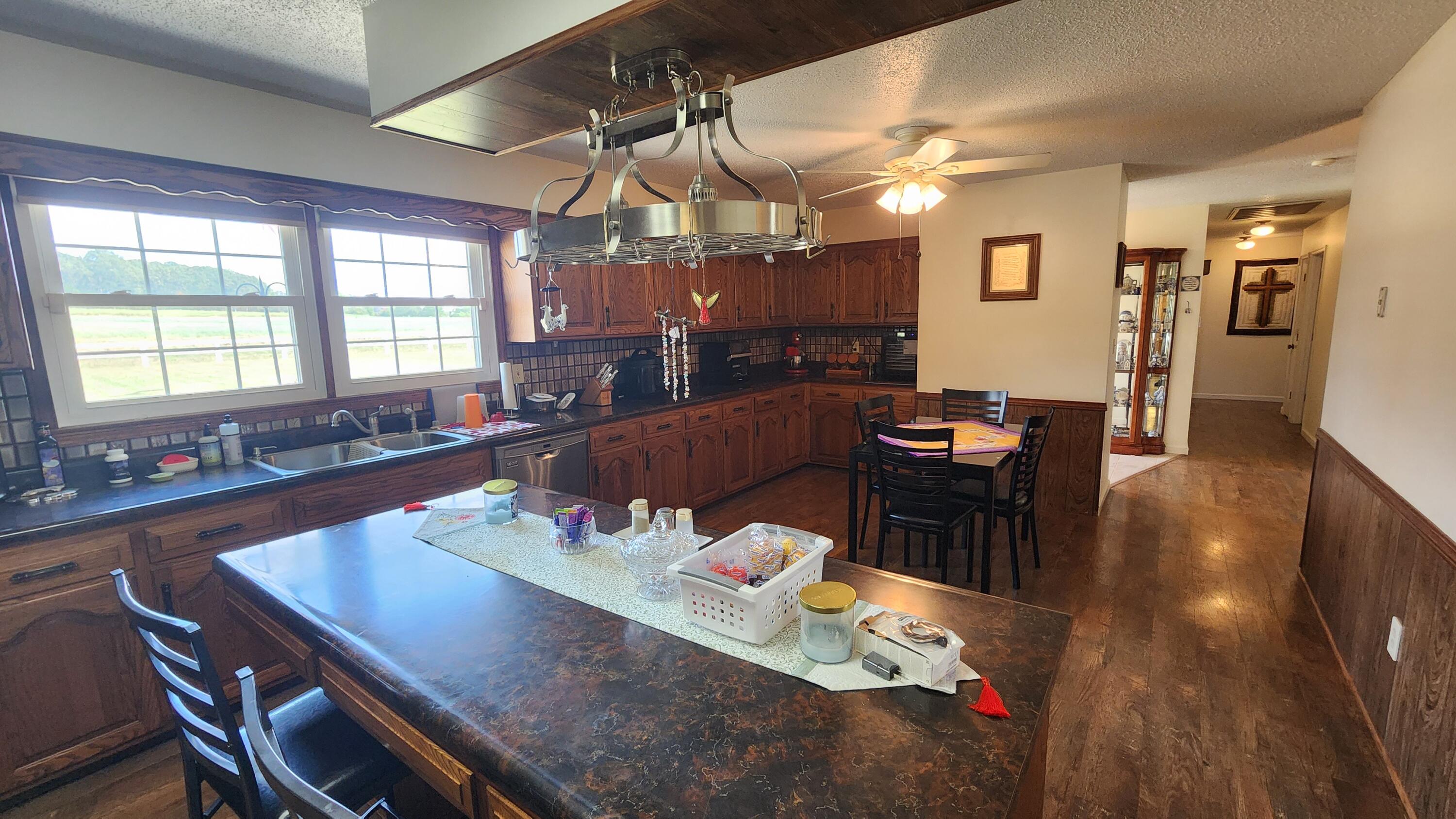 15493 Highway A Property Photo 6