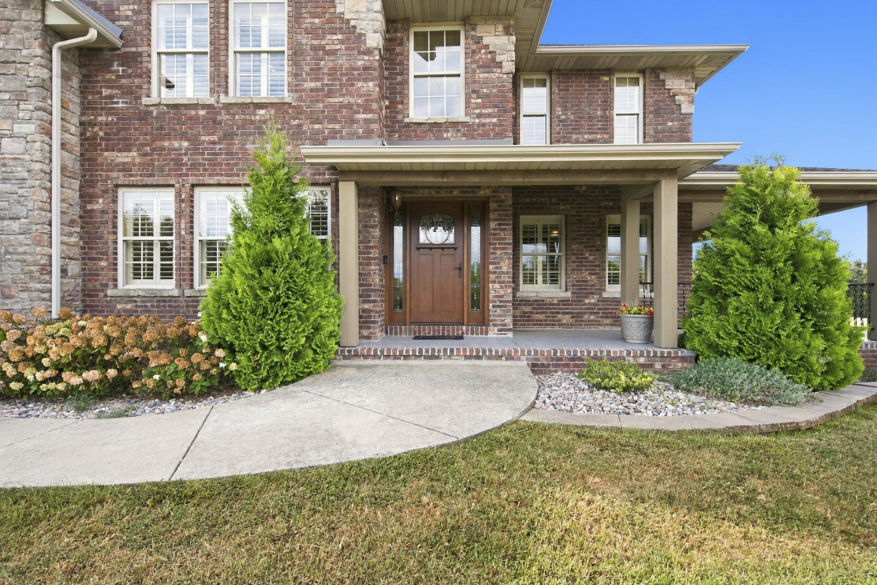 144 Elmview Drive Property Photo 11