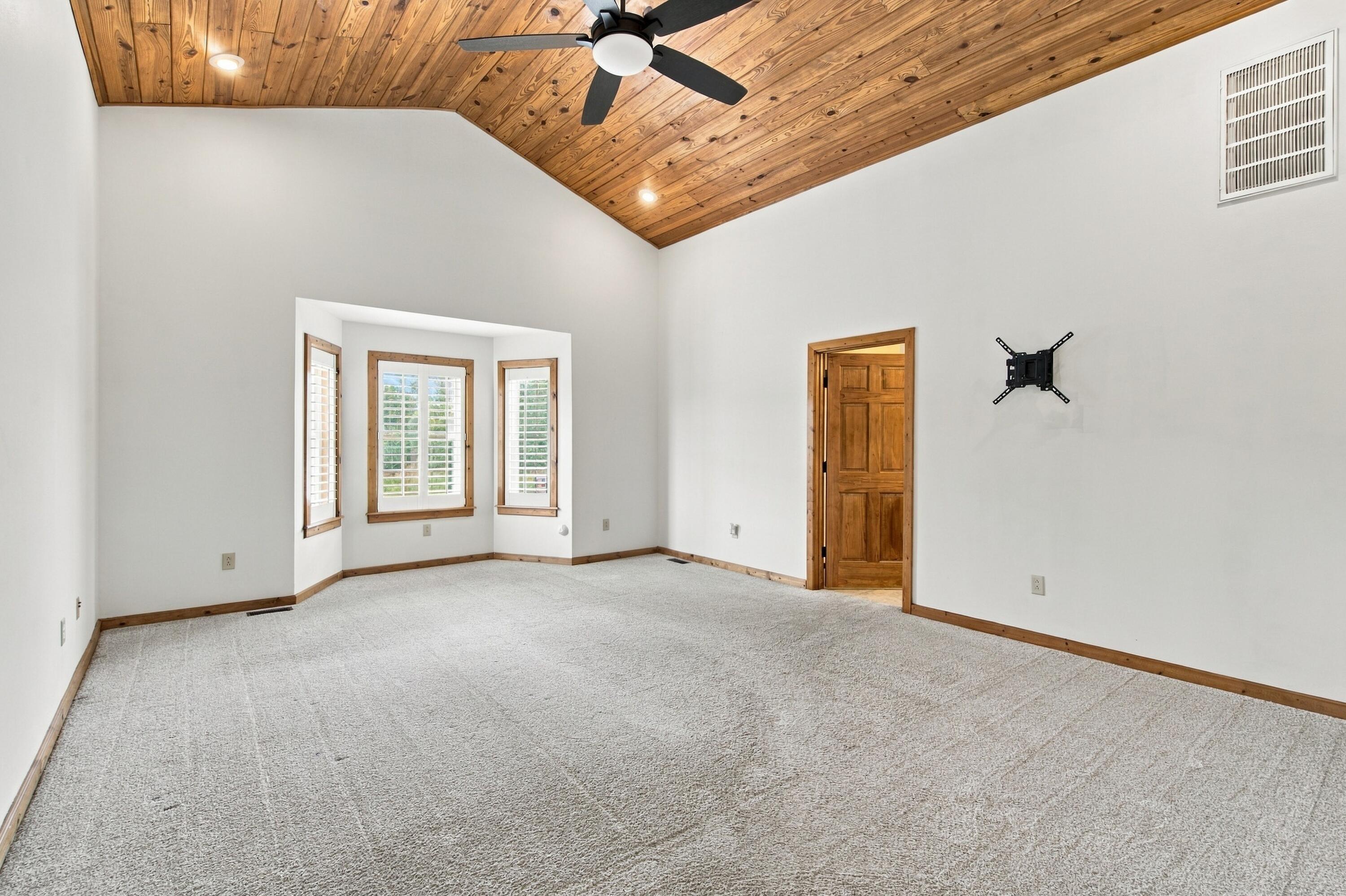 144 Elmview Drive Property Photo 32