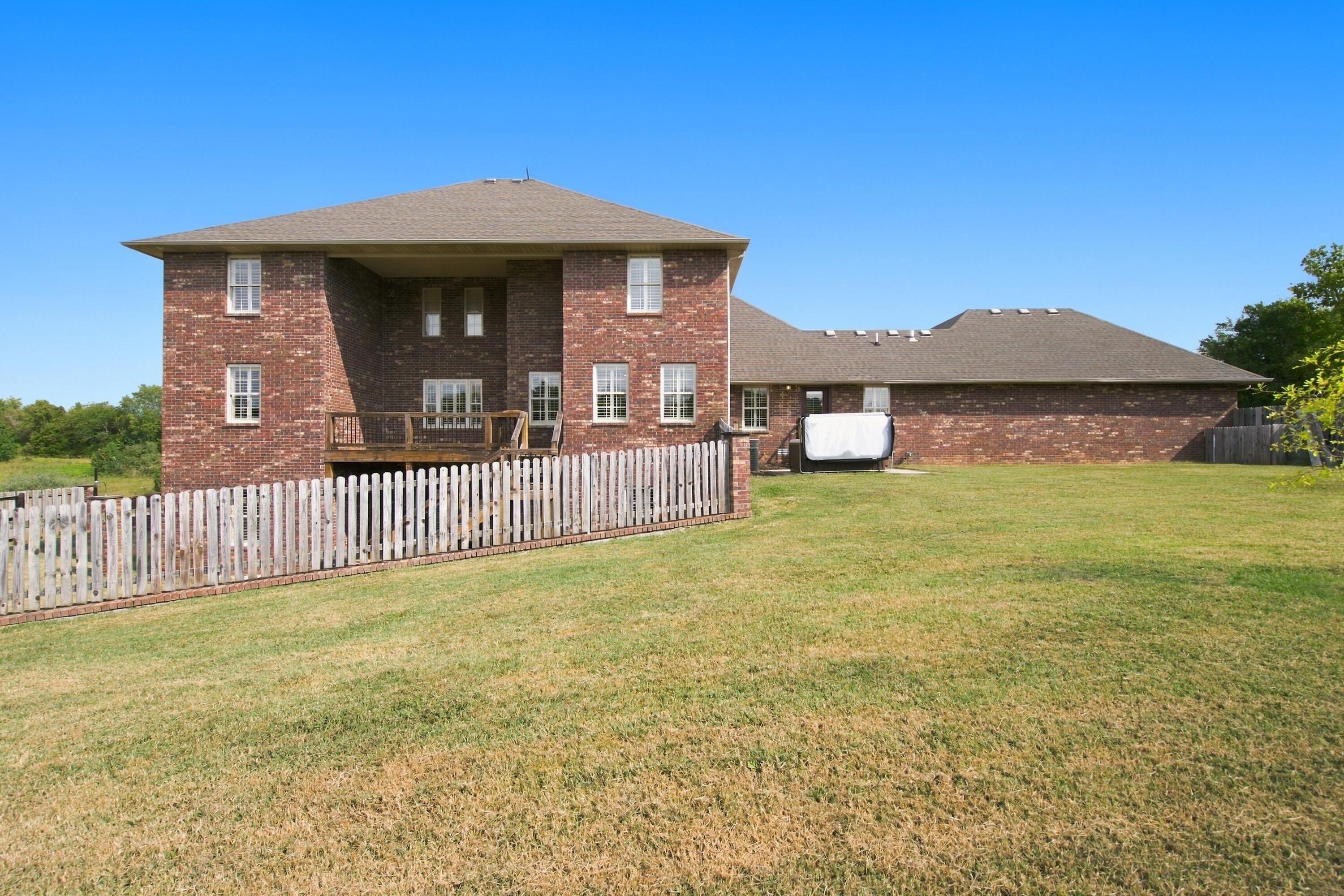 144 Elmview Drive Property Photo 71