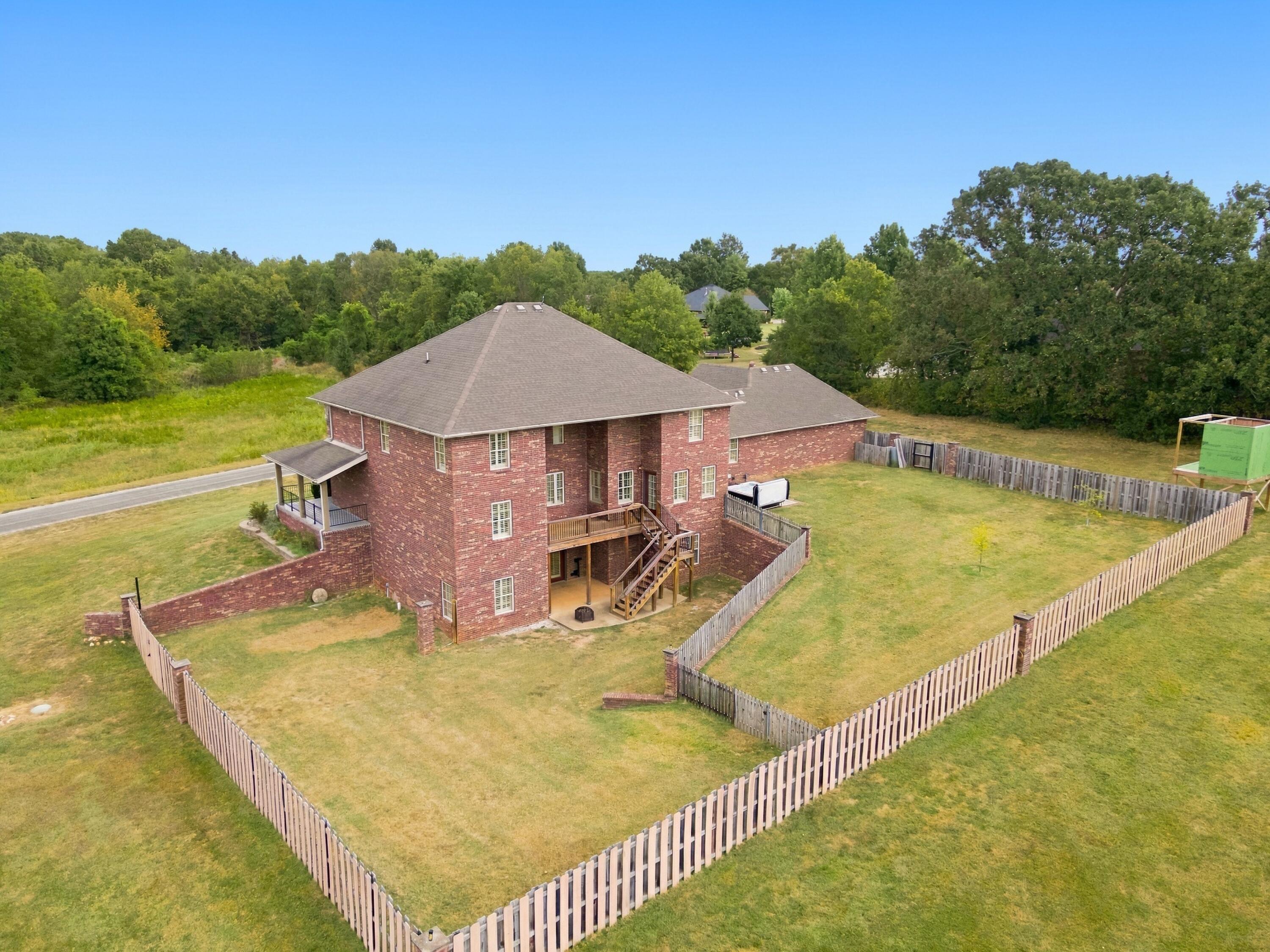 144 Elmview Drive Property Photo 73